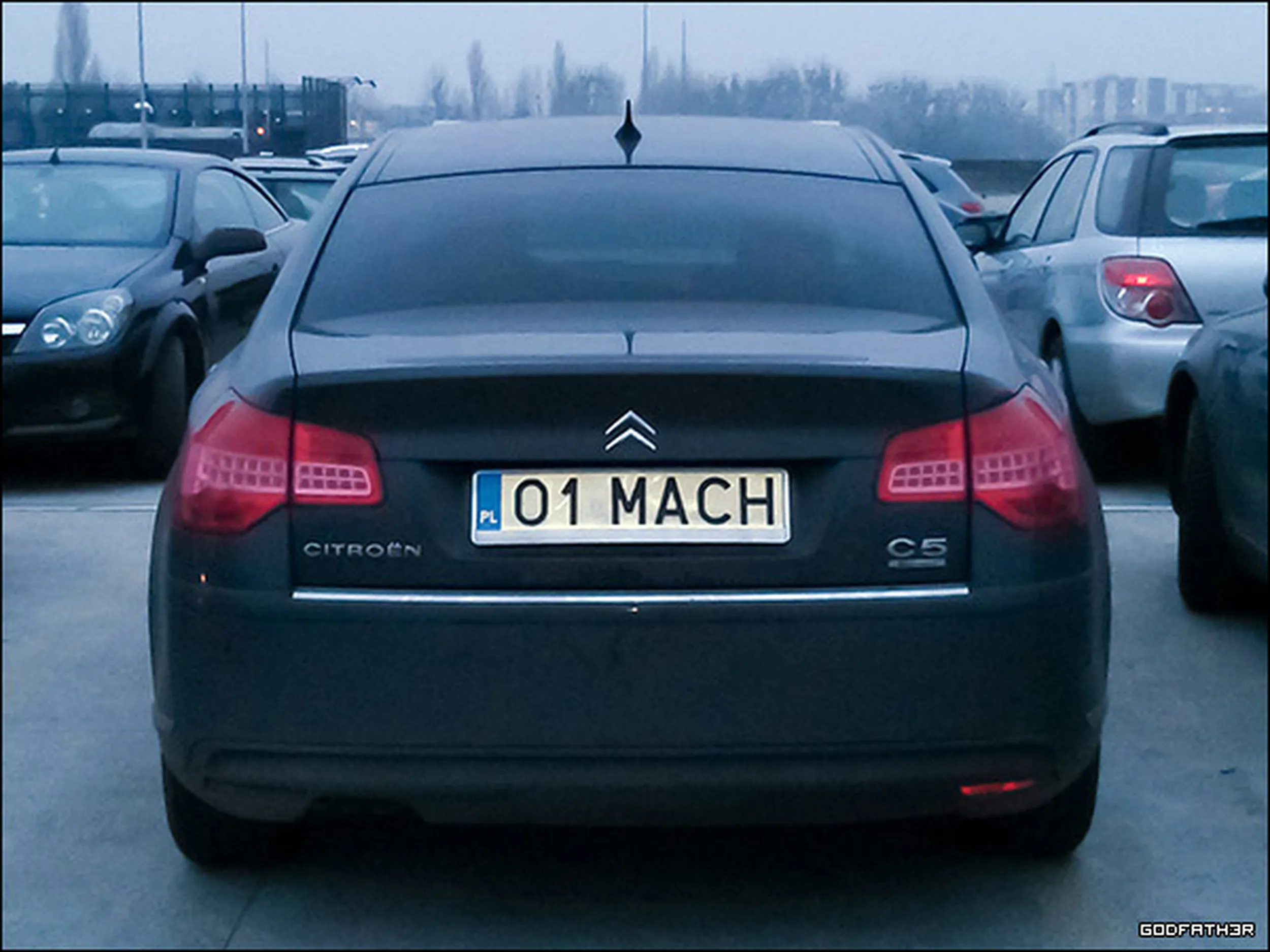 Fajny numer, blacha O1 MACH