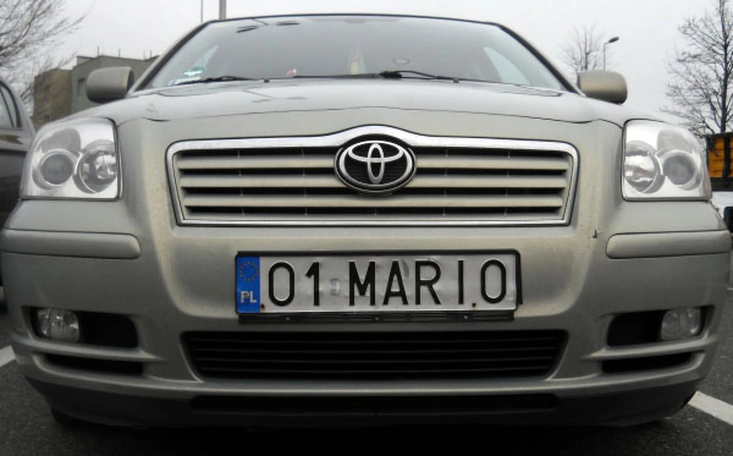 Fajny numer, blacha O1 MARIO