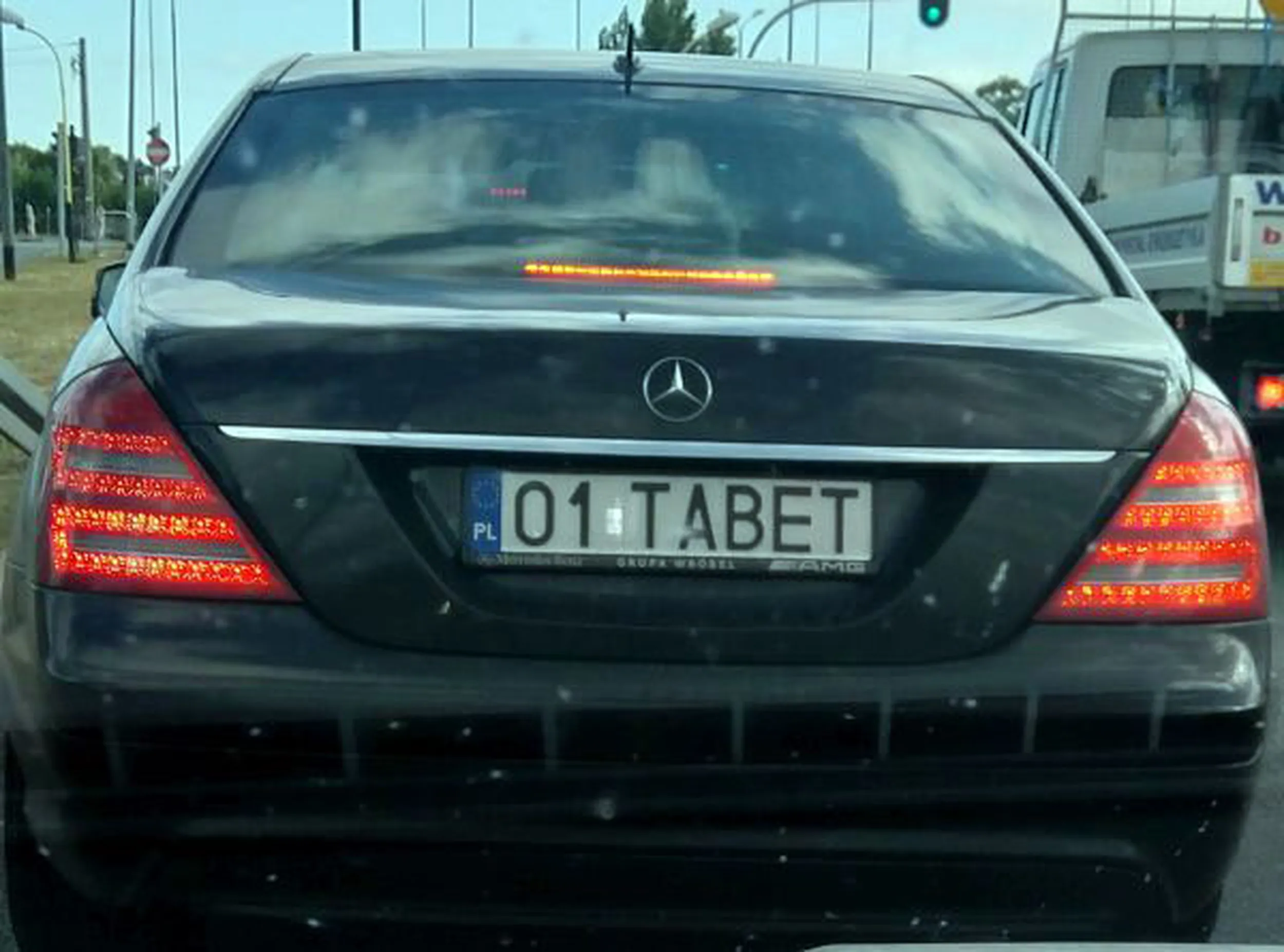 Fajny numer, blacha O1 TABET