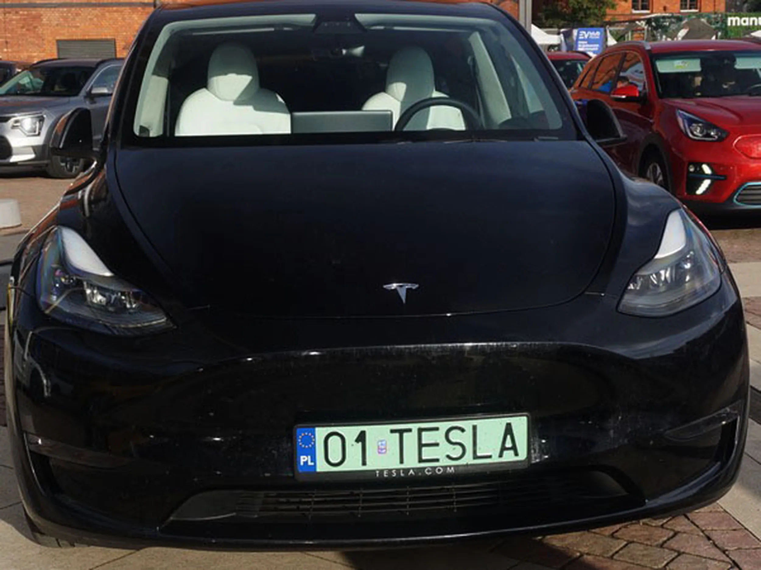 Fajny numer, blacha O1 TESLA