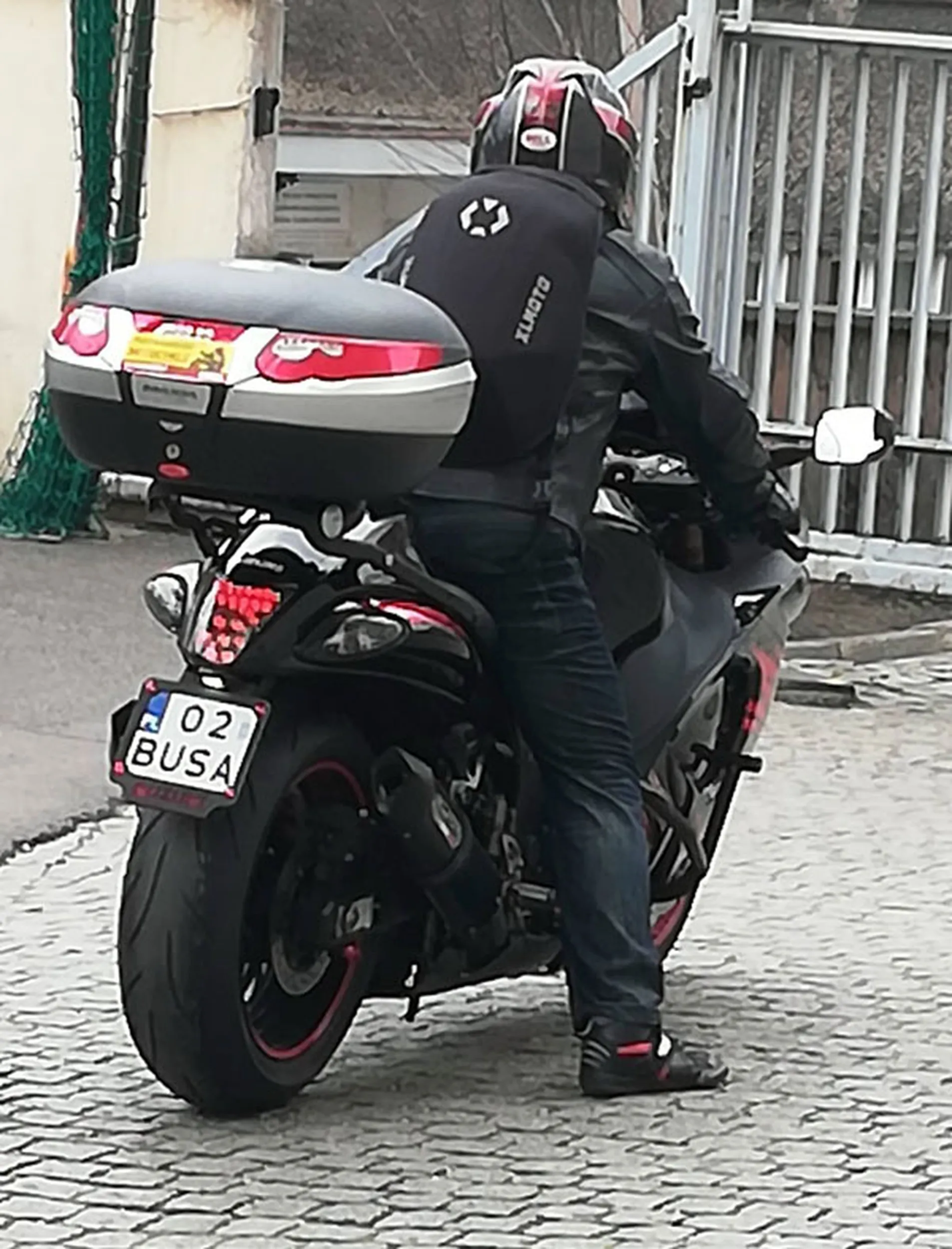 Fajny numer, blacha O2 BUSA