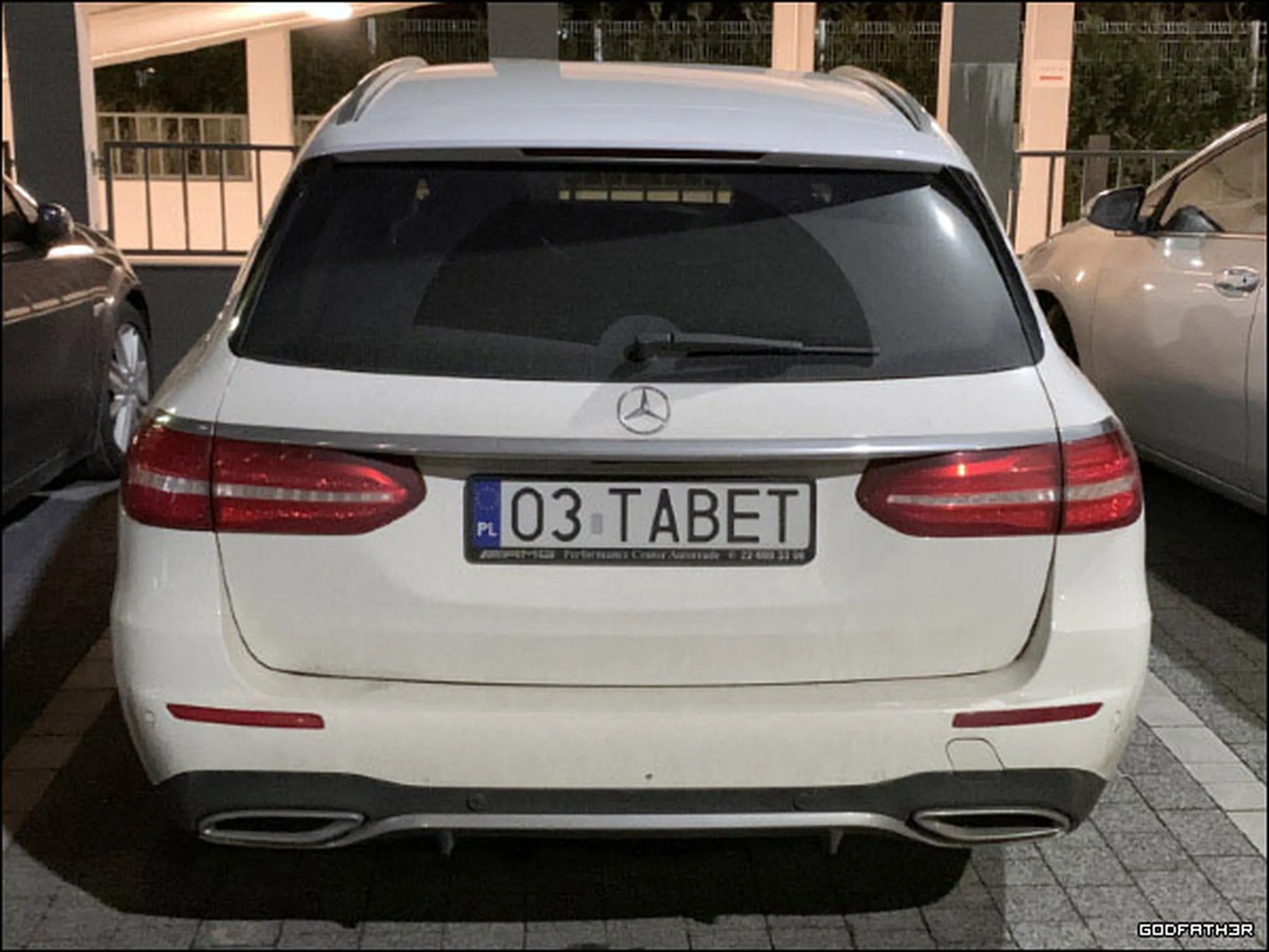 Fajny numer, blacha O3 TABET