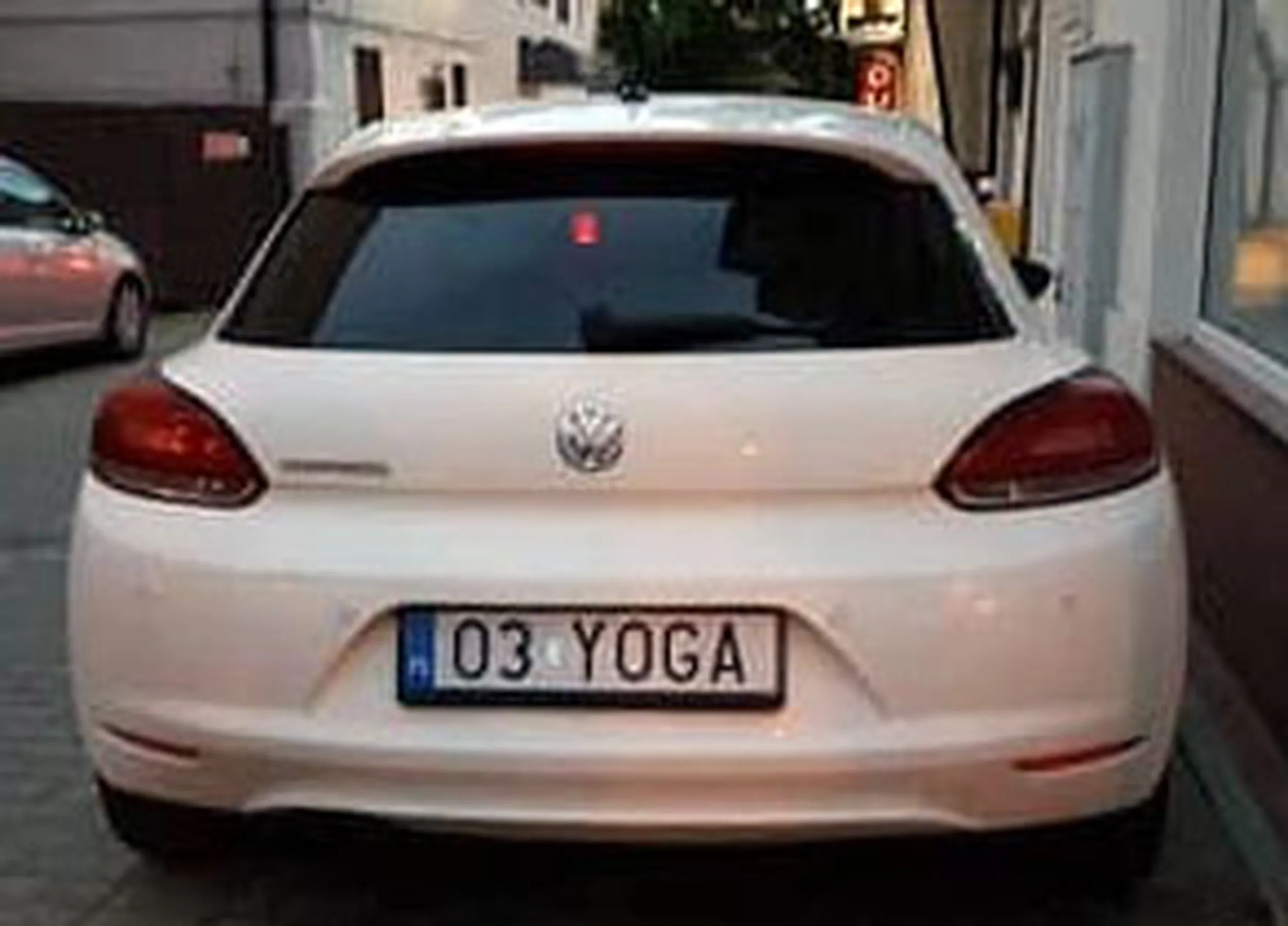 Fajny numer, blacha O3 YOGA