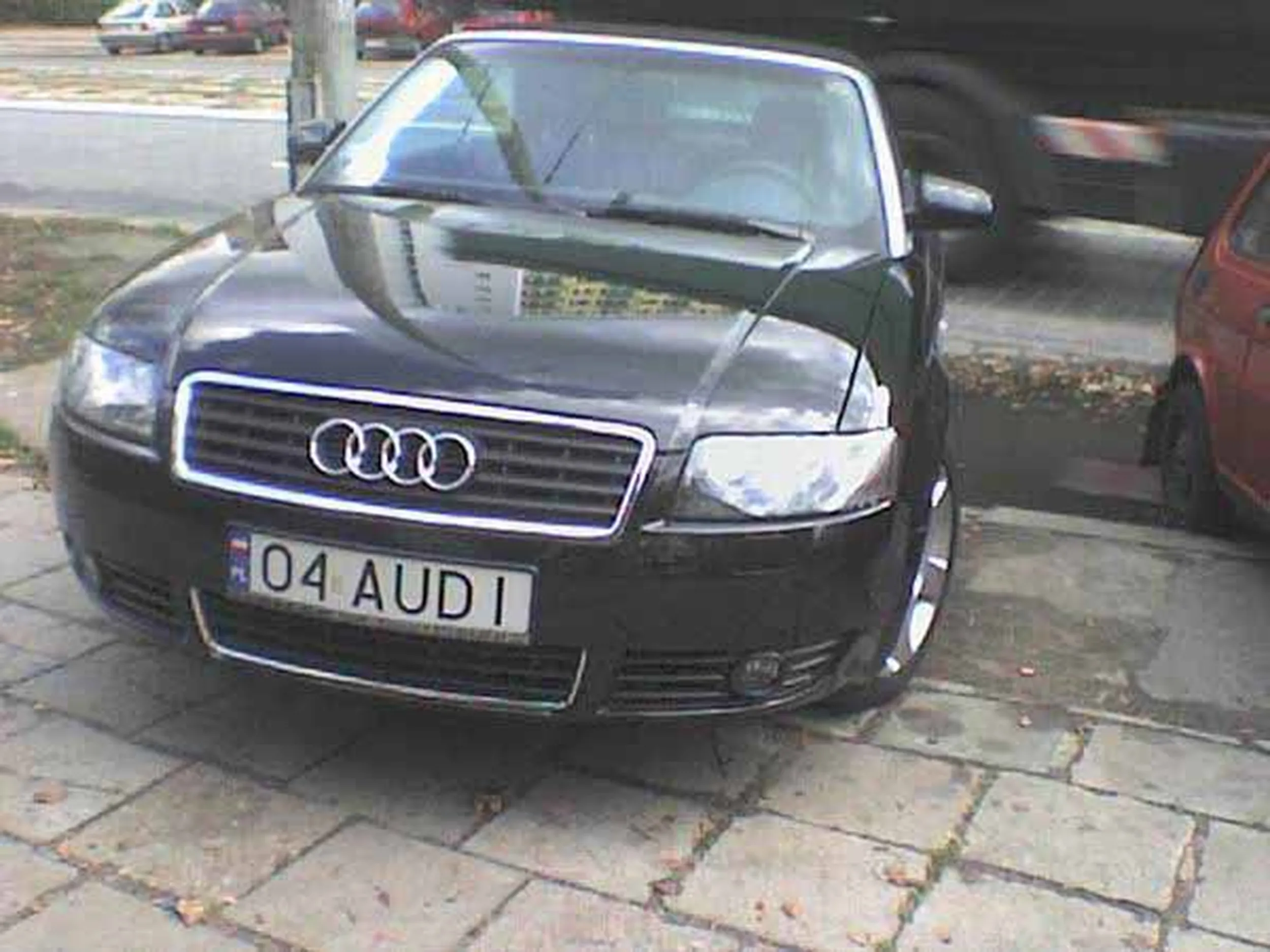 Fajny numer, blacha O4 AUDI