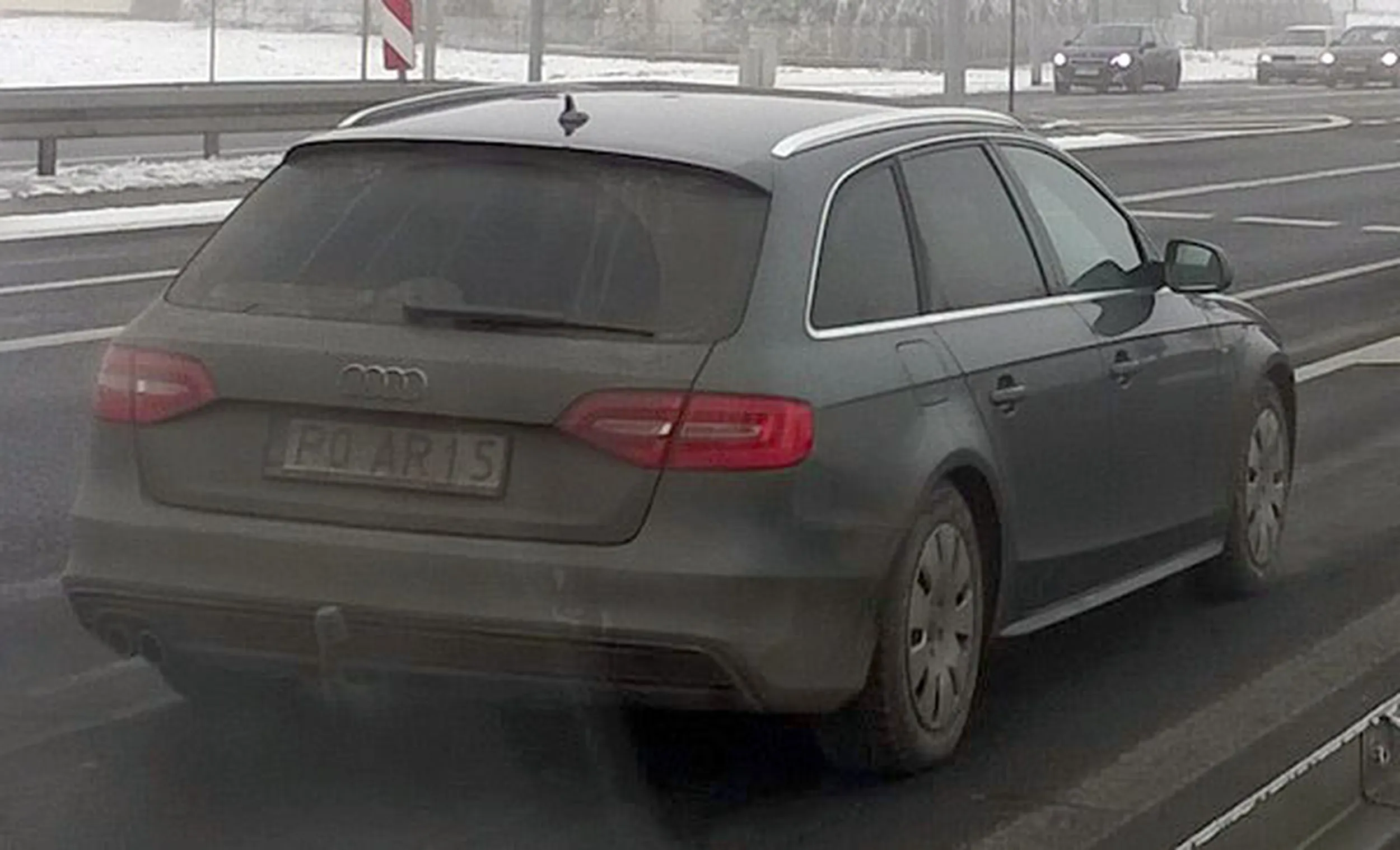 Fajny numer, blacha P0 AR15