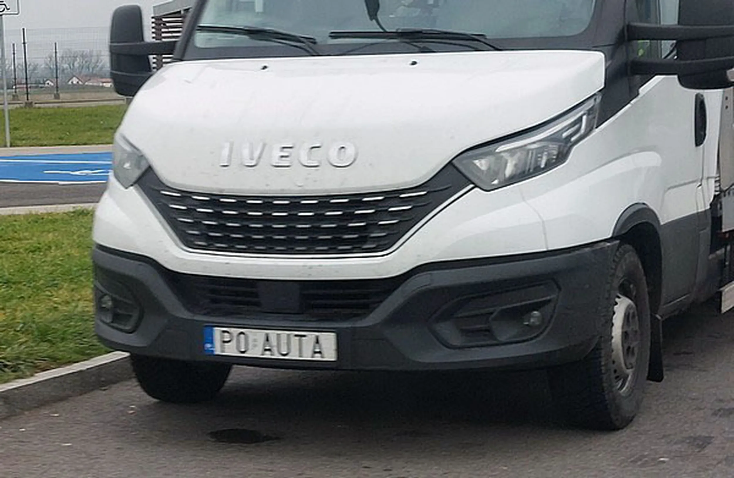 Fajny numer, blacha P0 AUTA