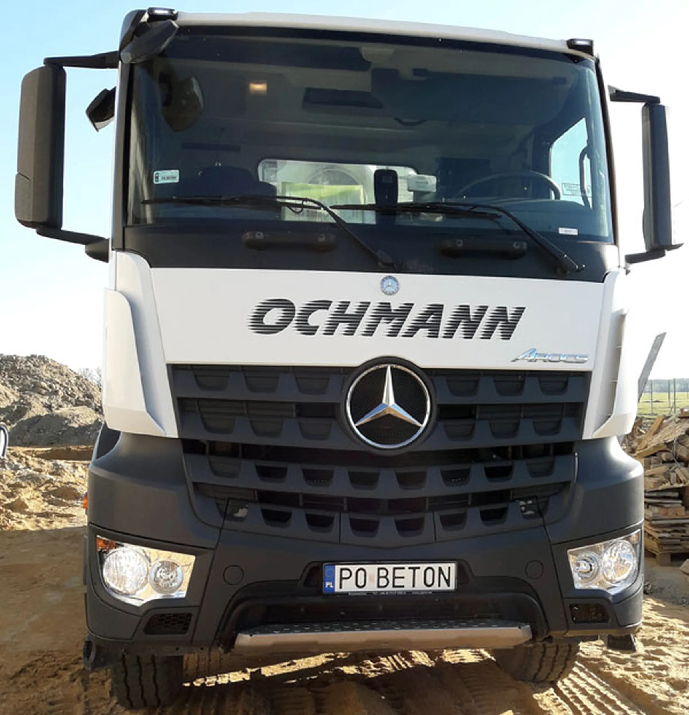 Fajny numer, blacha P0 BET0N