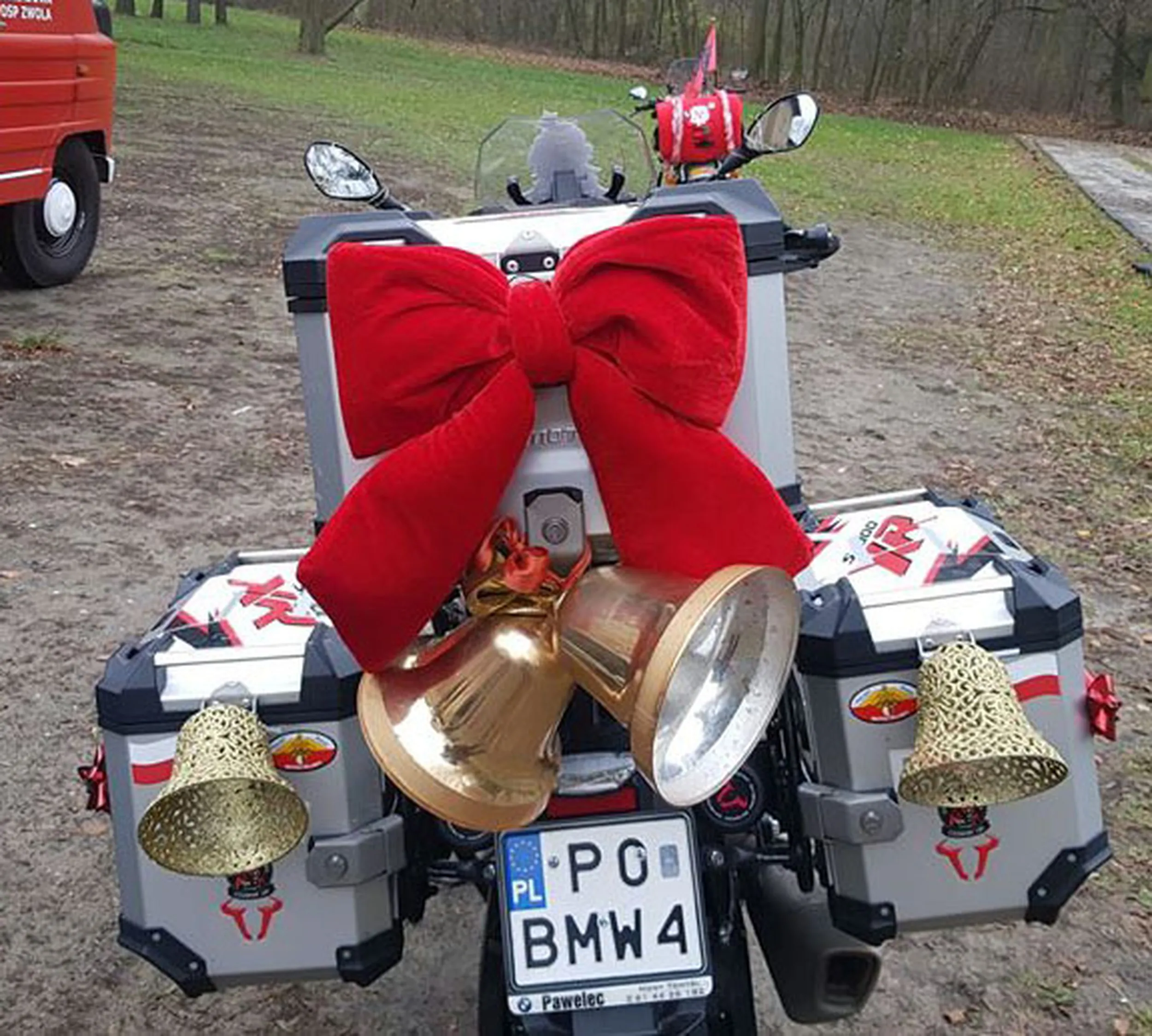 Fajny numer, blacha P0 BMW4