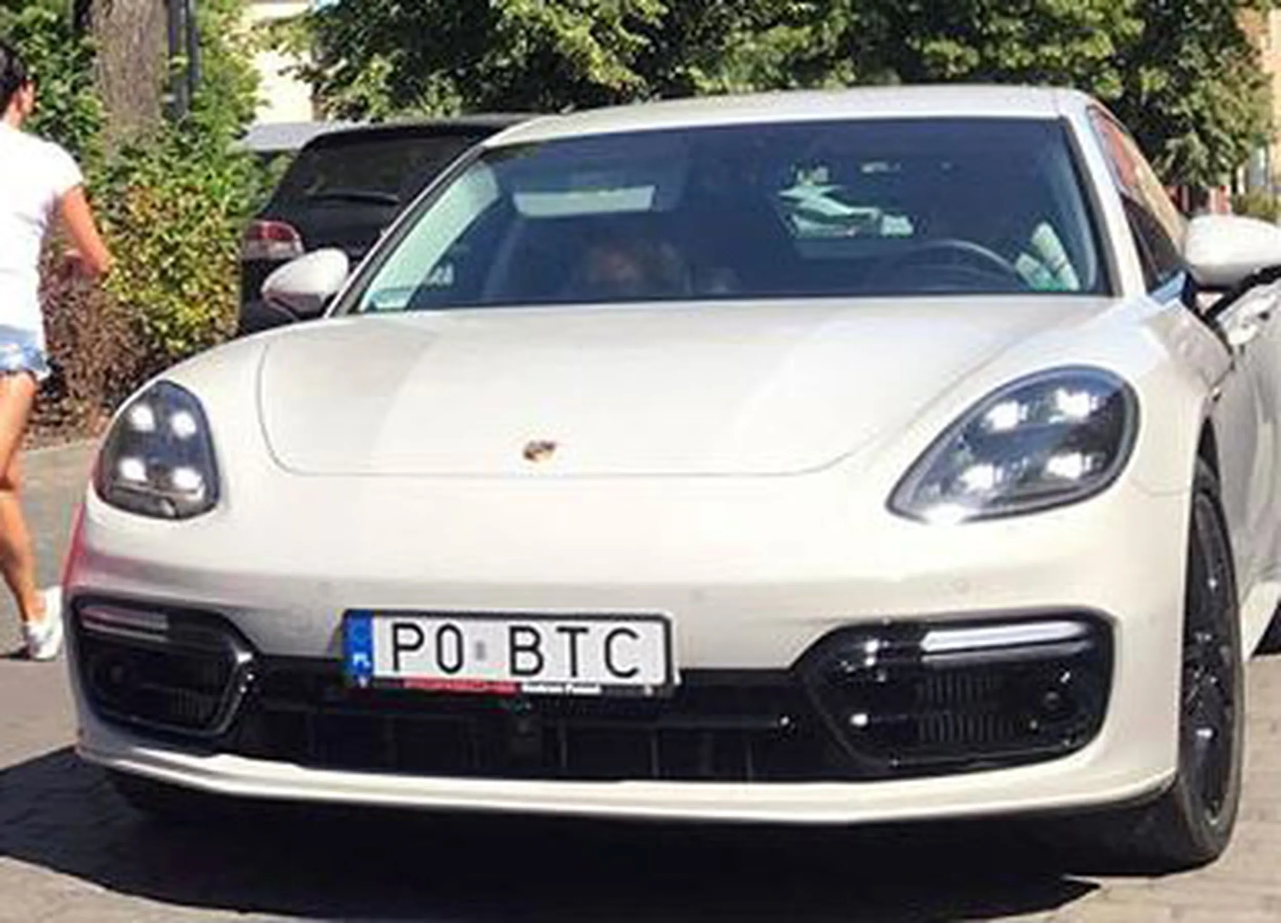 Fajny numer, blacha P0 BTC