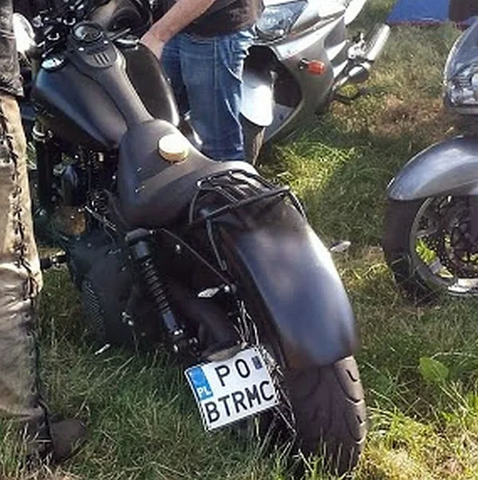 Fajny numer, blacha P0 BTRMC