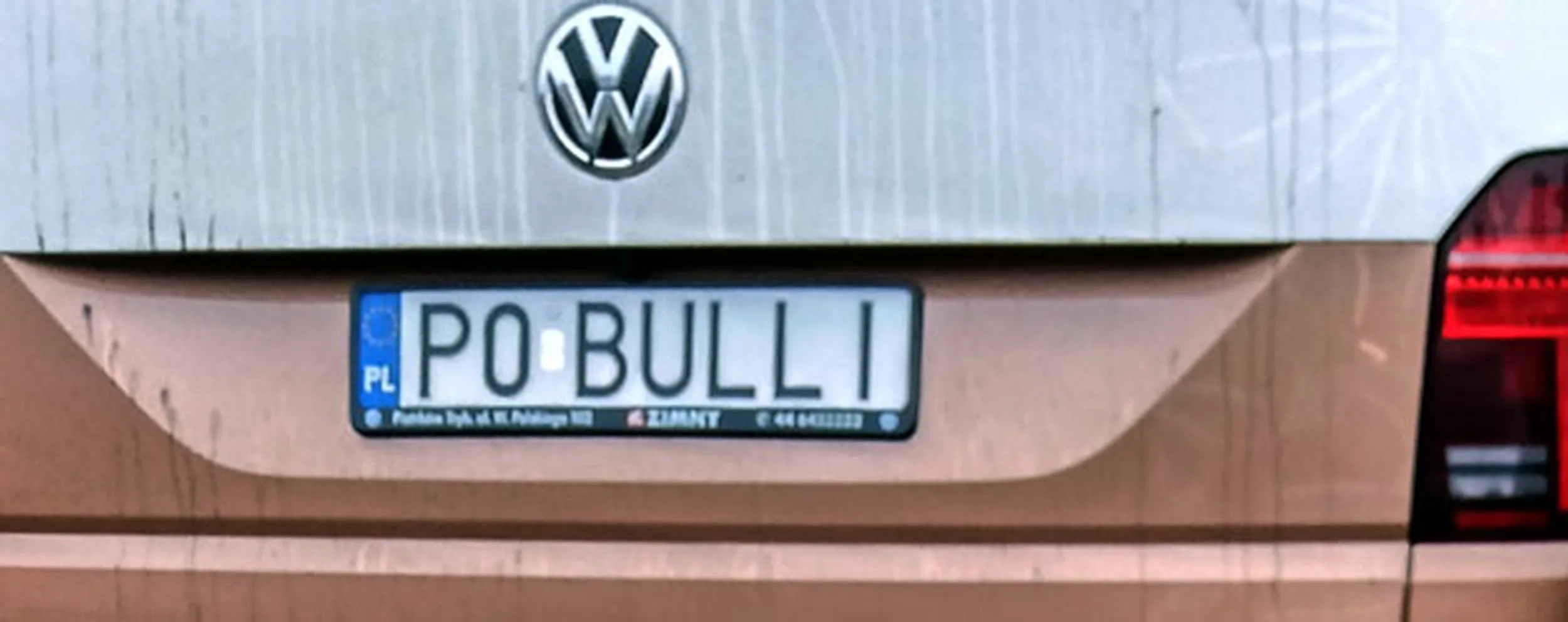 Fajny numer, blacha P0 BULLI