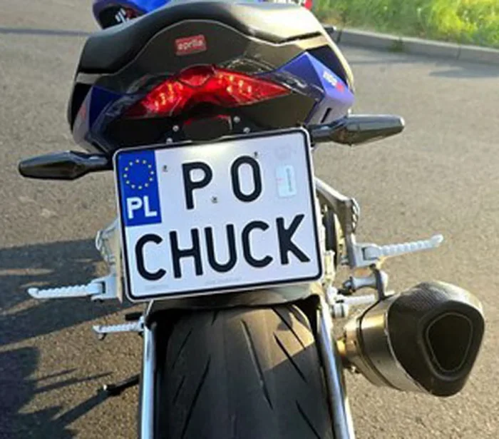 Fajny numer, blacha P0 CHUCK