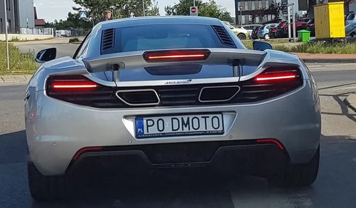 Fajny numer, blacha P0 DMOTO