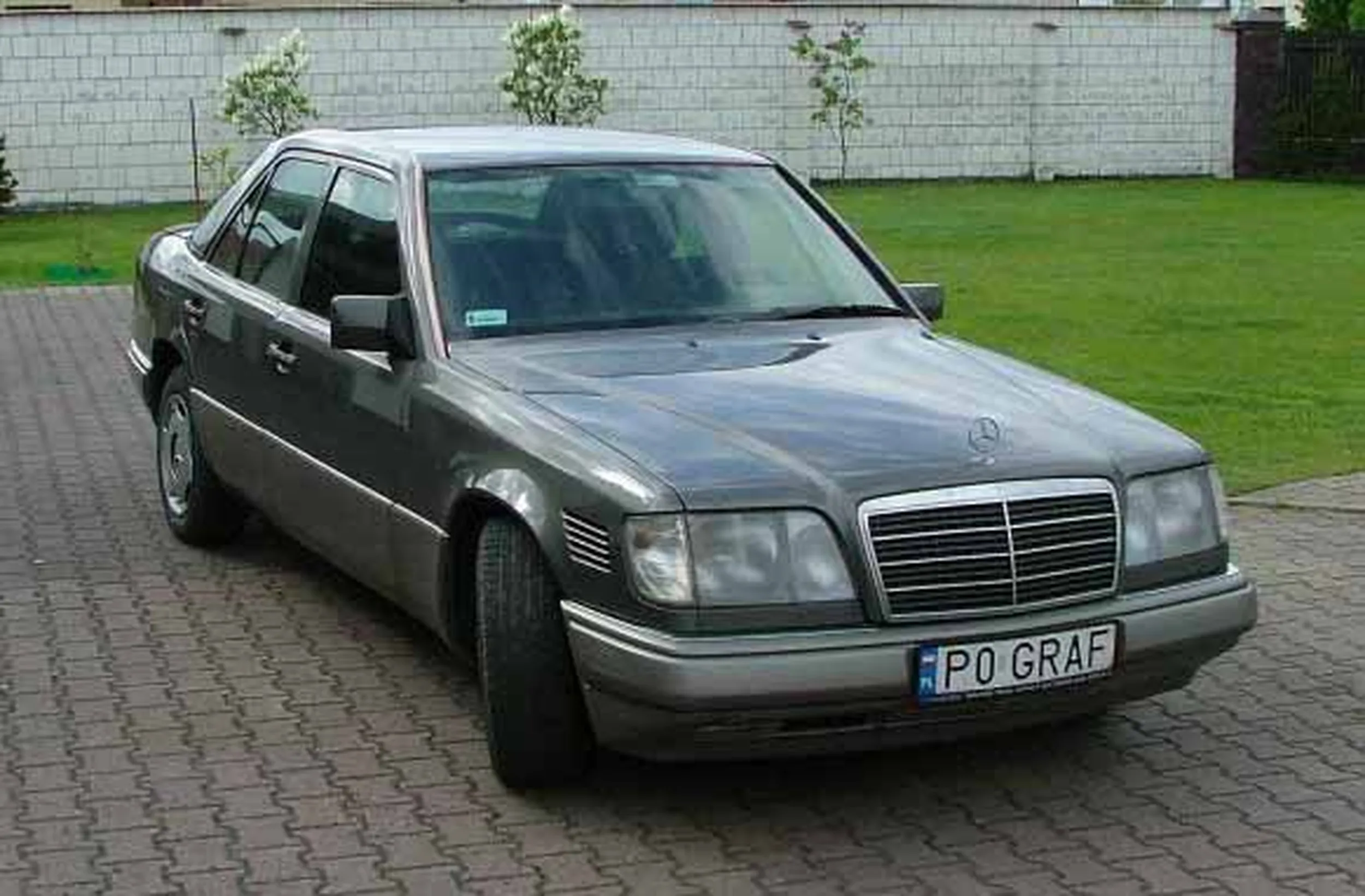 Fajny numer, blacha P0 GRAF