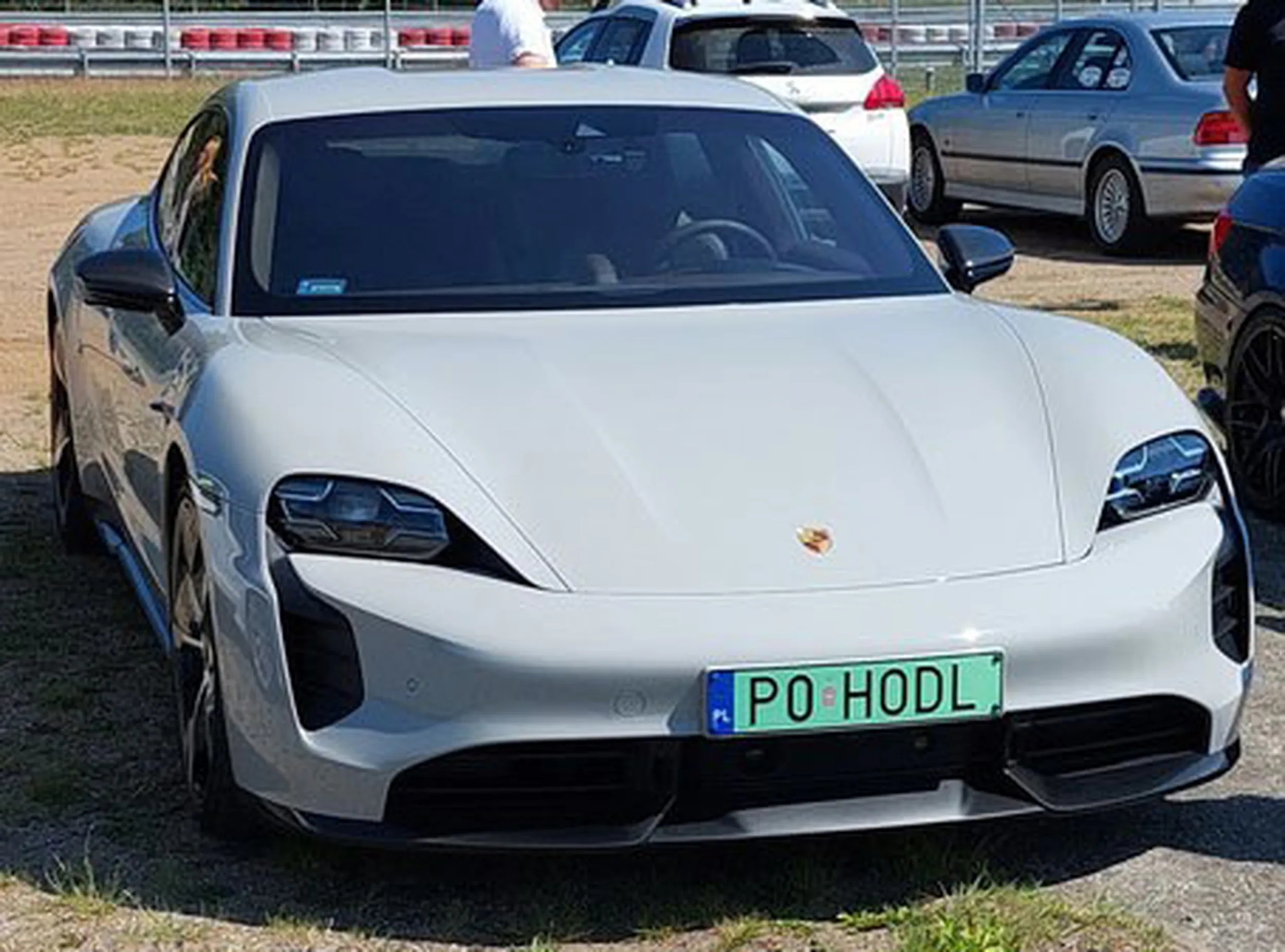 Fajny numer, blacha P0 HODL