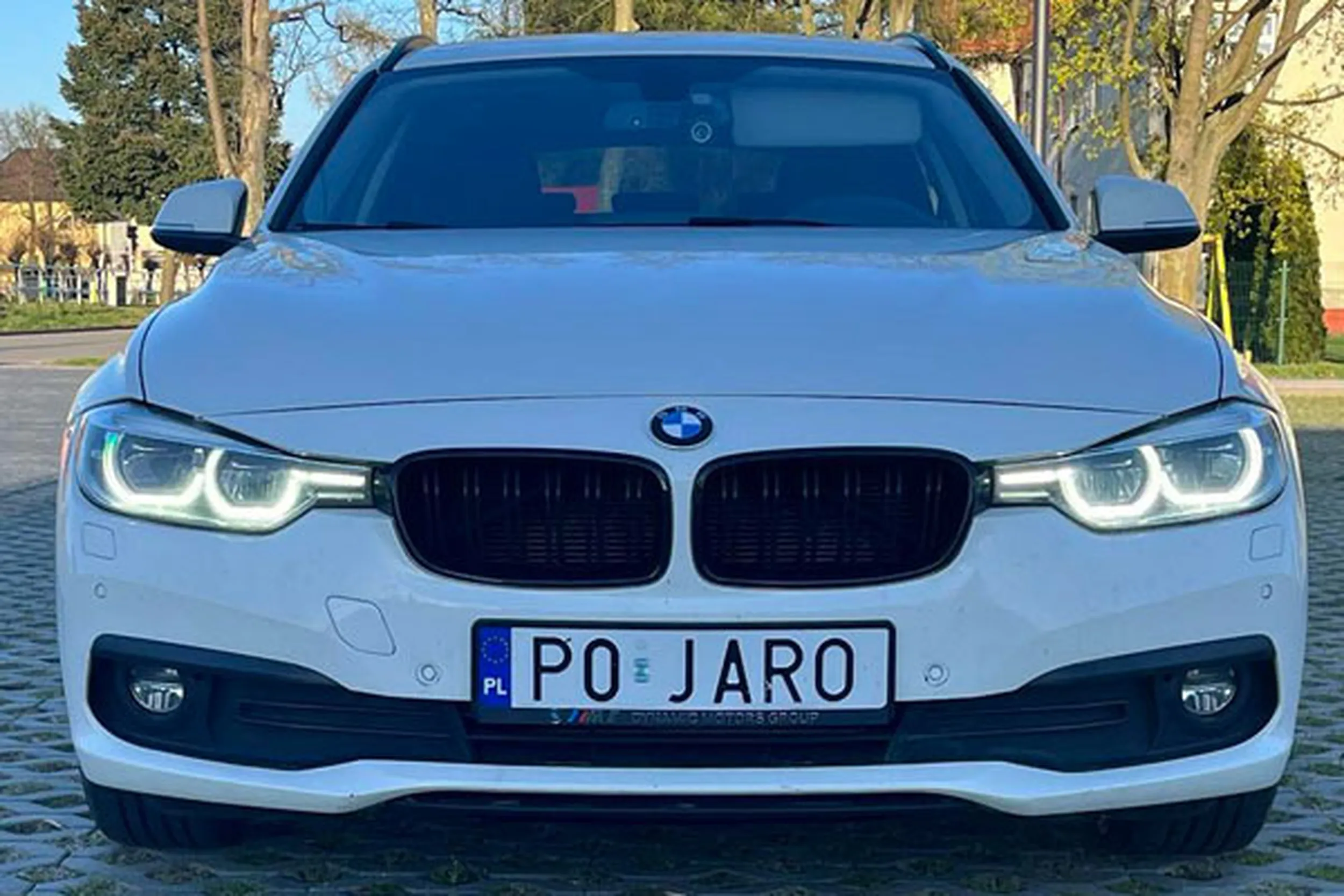 Fajny numer, blacha P0 JARO