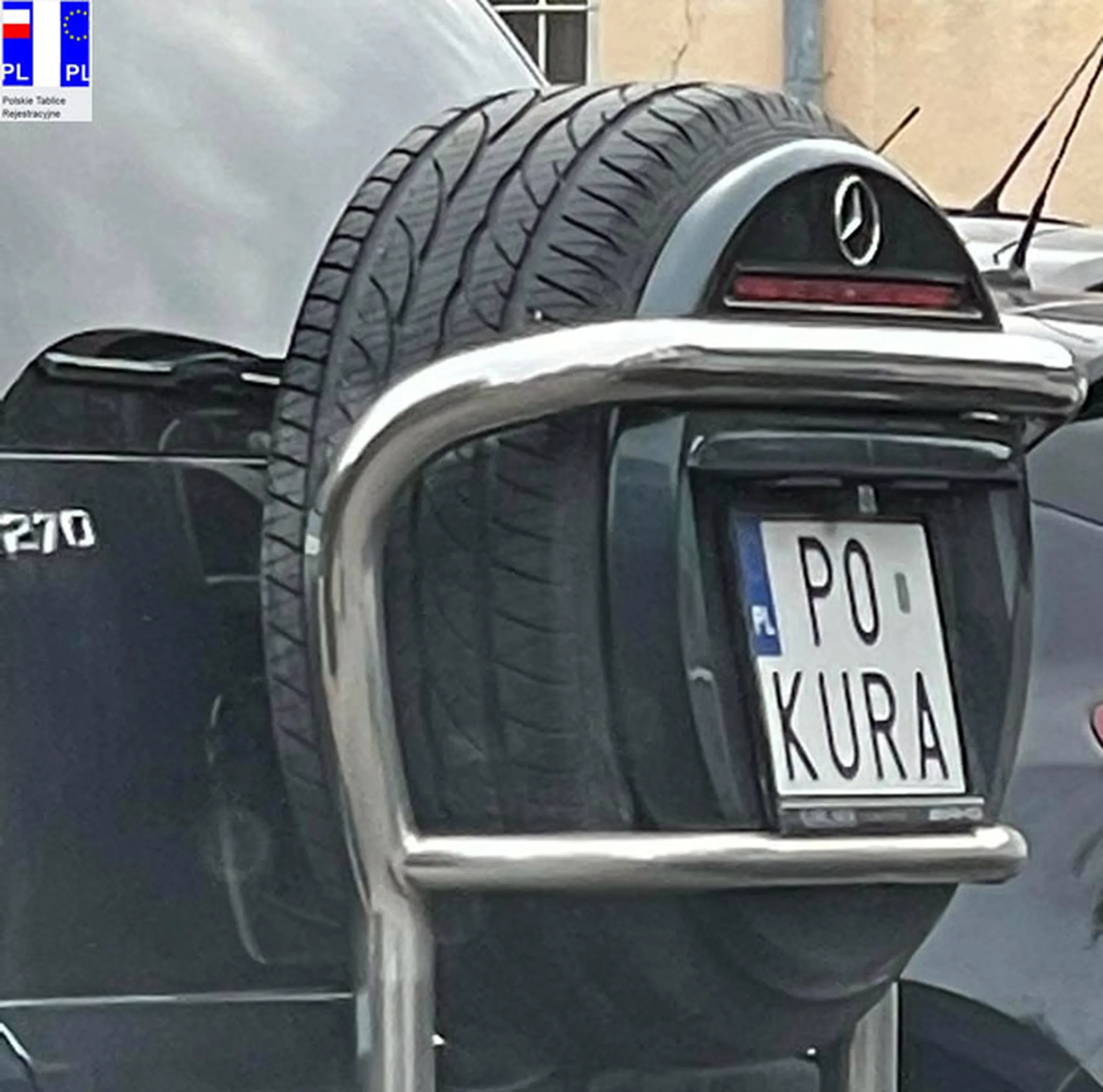 Fajny numer, blacha P0 KURA