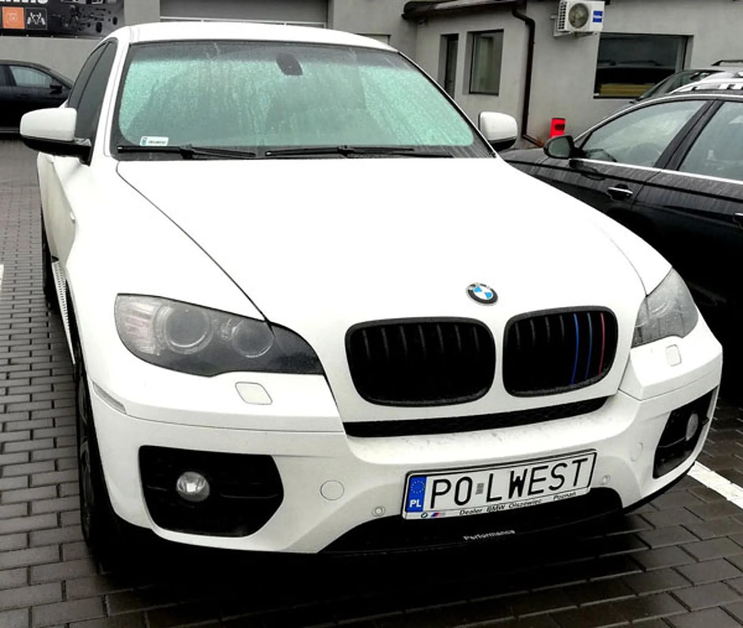 Fajny numer, blacha P0 LWEST