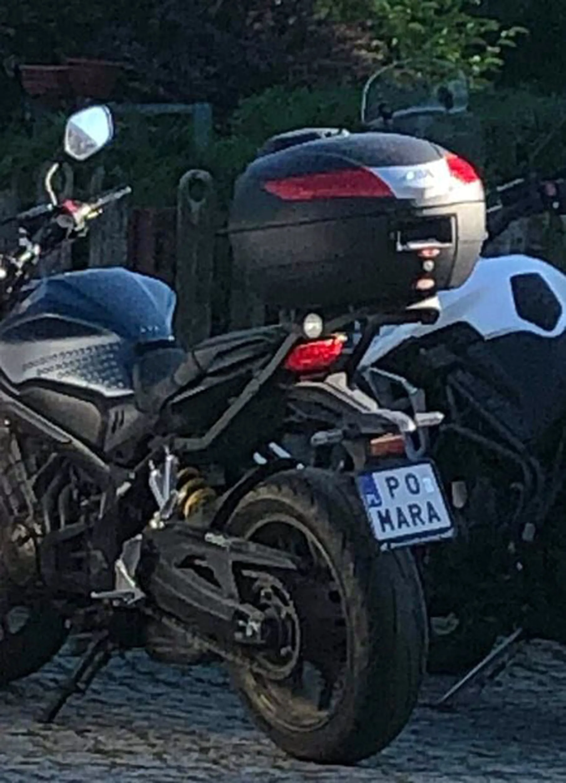 Fajny numer, blacha P0 MARA