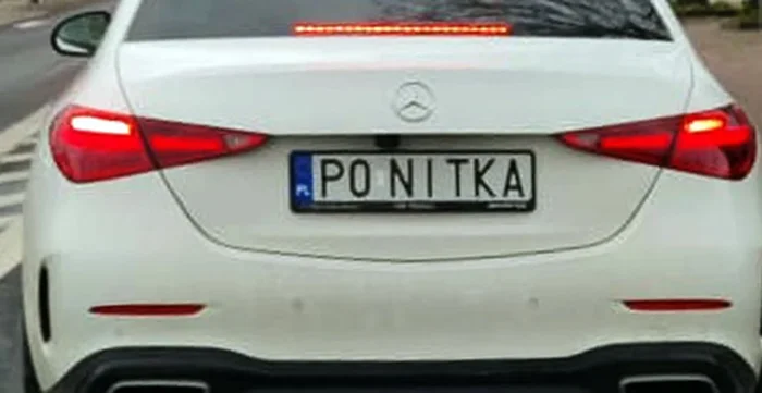 Fajny numer, blacha P0 NITKA