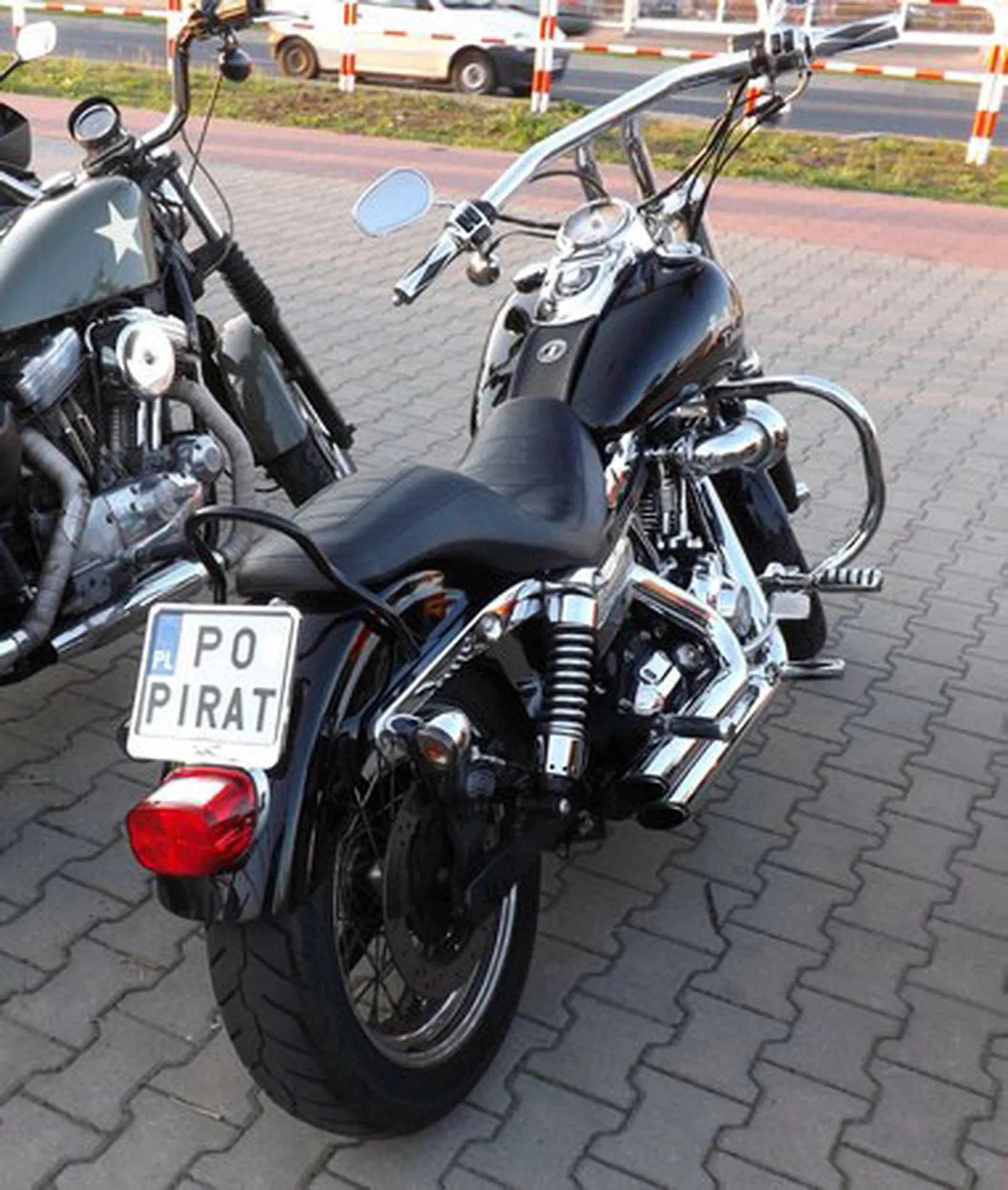 Fajny numer, blacha P0 PIRAT