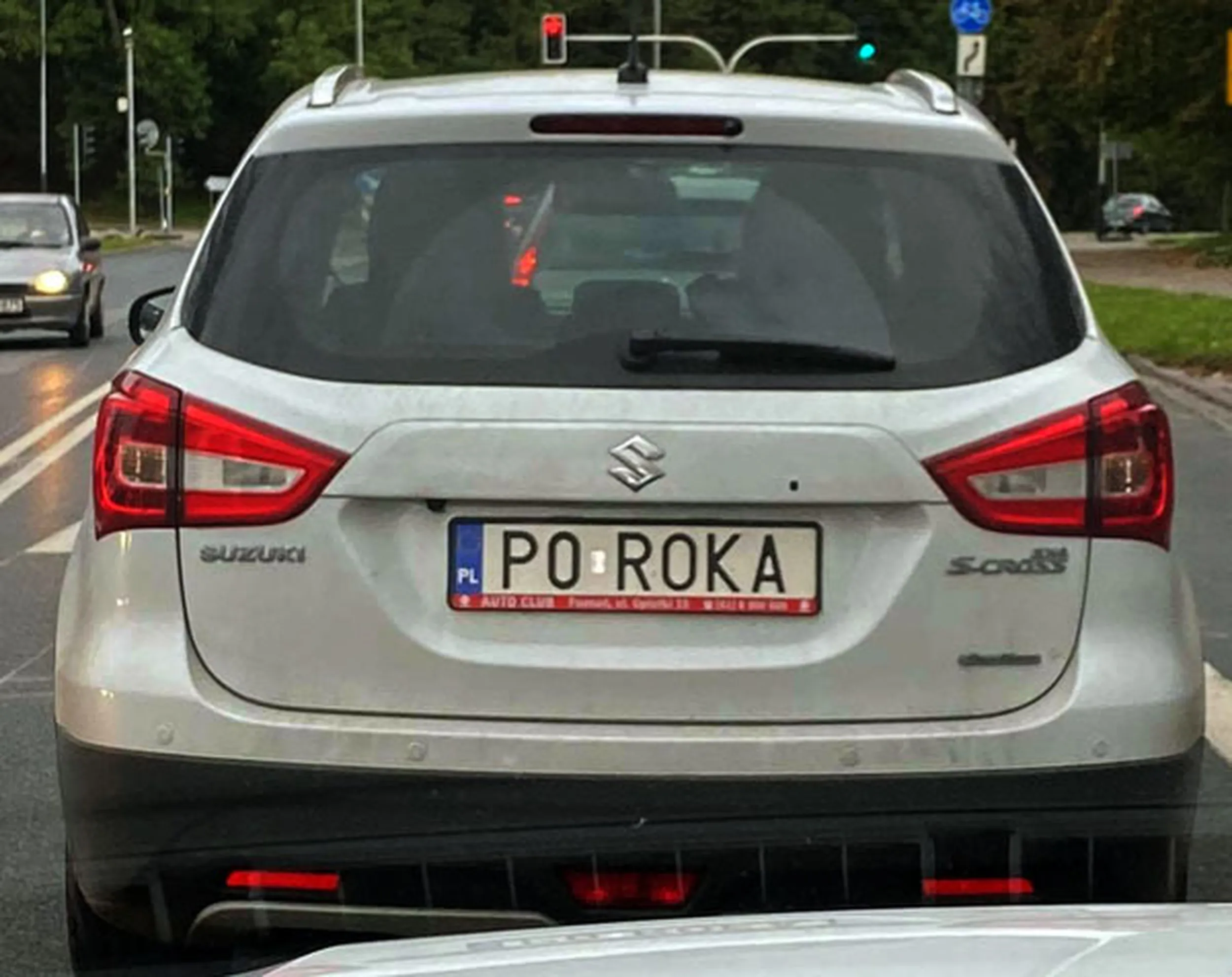 Fajny numer, blacha P0 ROKA