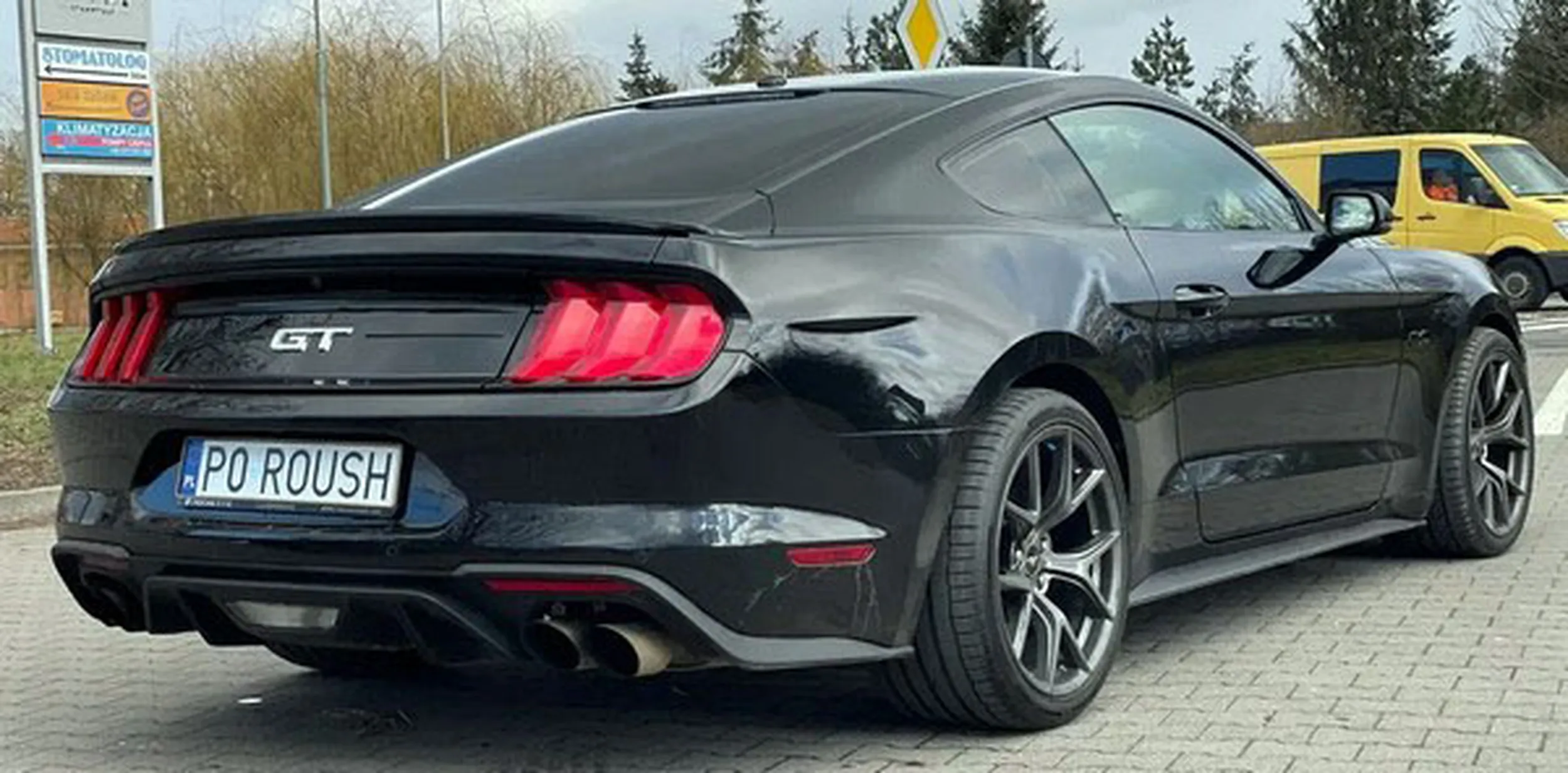 Fajny numer, blacha P0 ROUSH