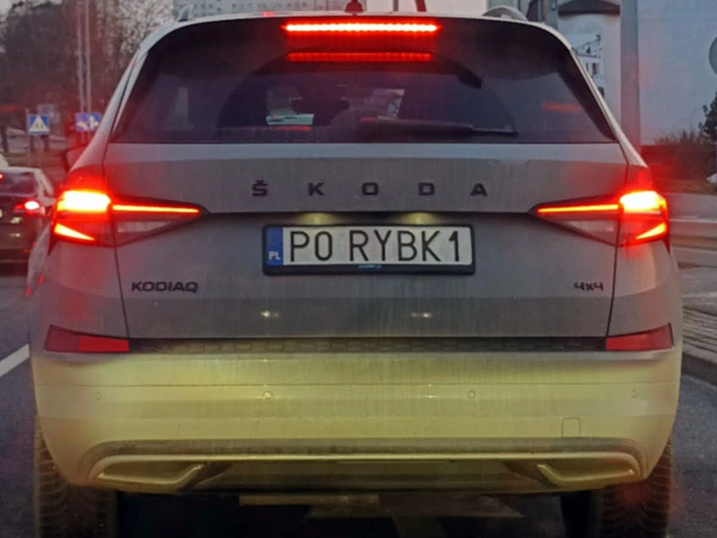 Fajny numer, blacha P0 RYBK1