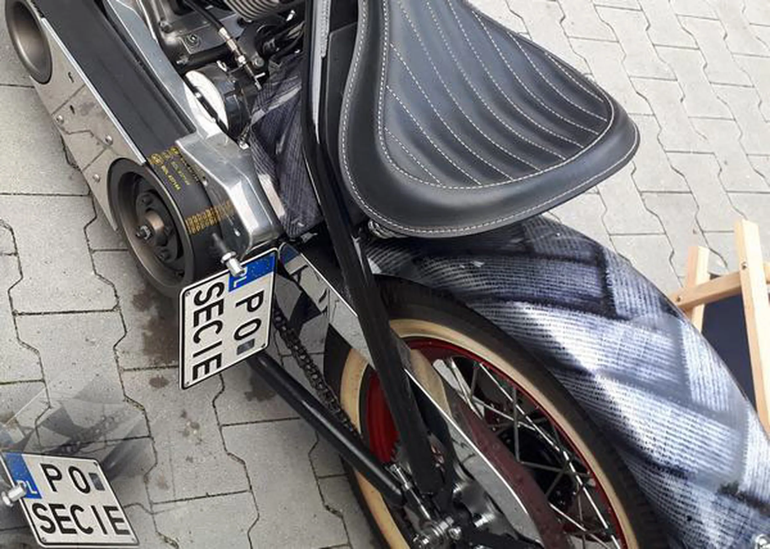 Fajny numer, blacha P0 SECIE