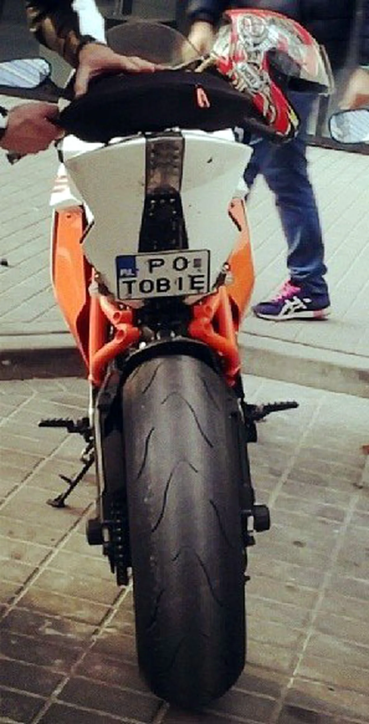 Fajny numer, blacha P0 TOBIE