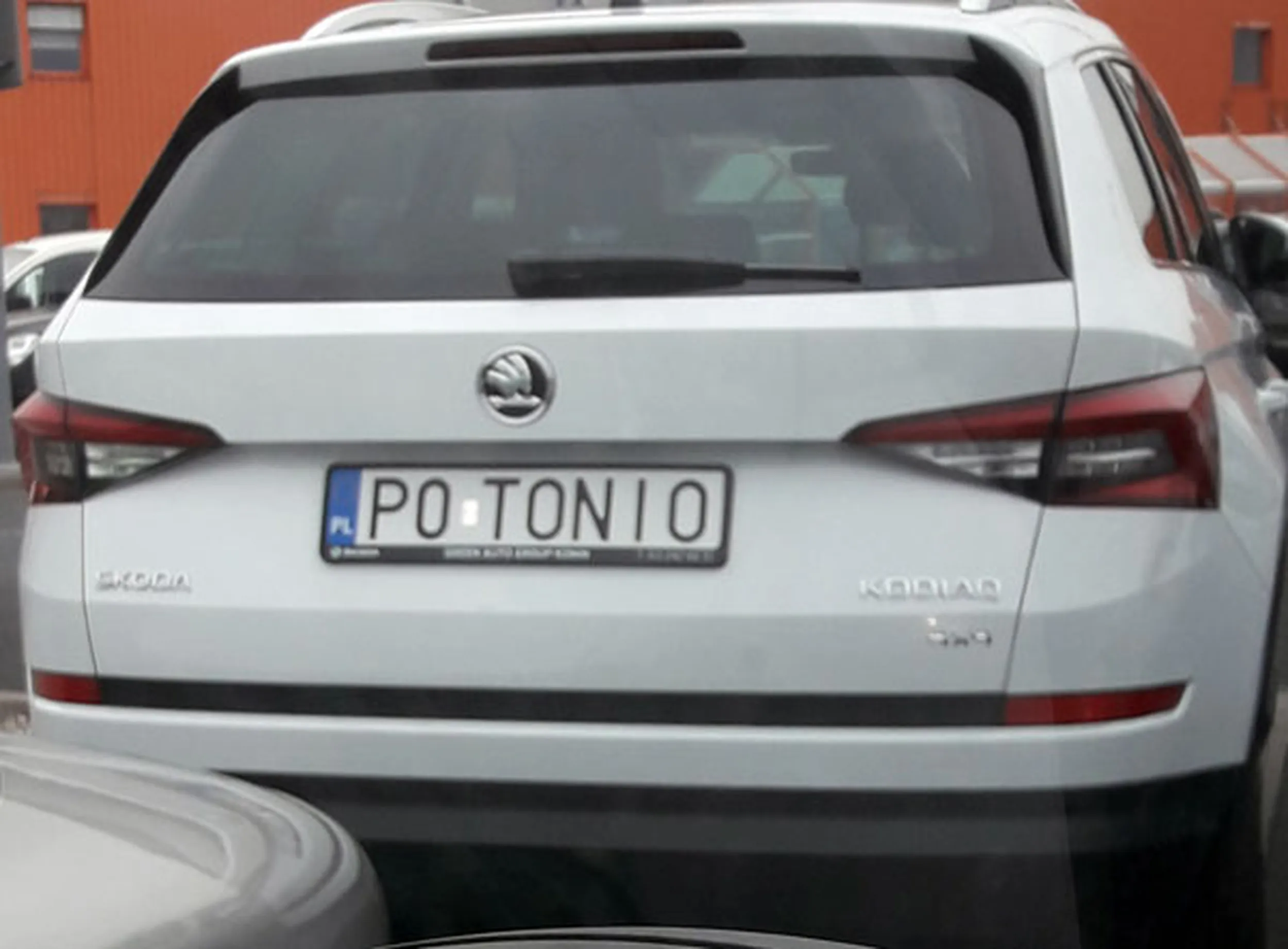 Fajny numer, blacha P0 TONIO