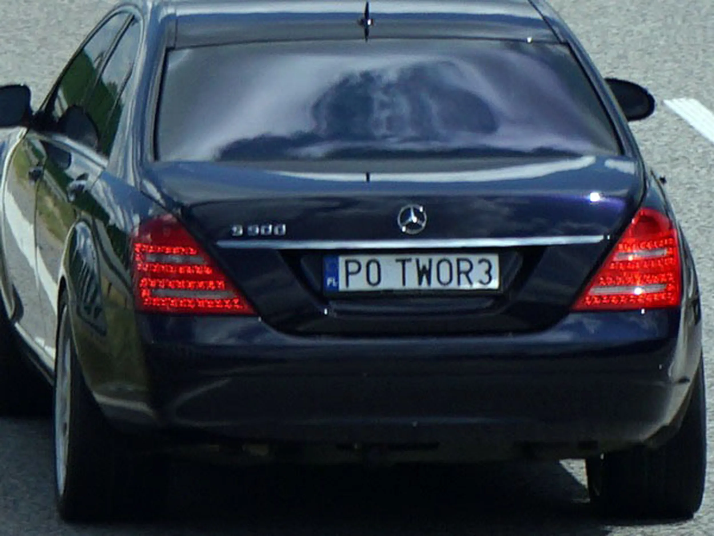 Fajny numer, blacha P0 TWOR3