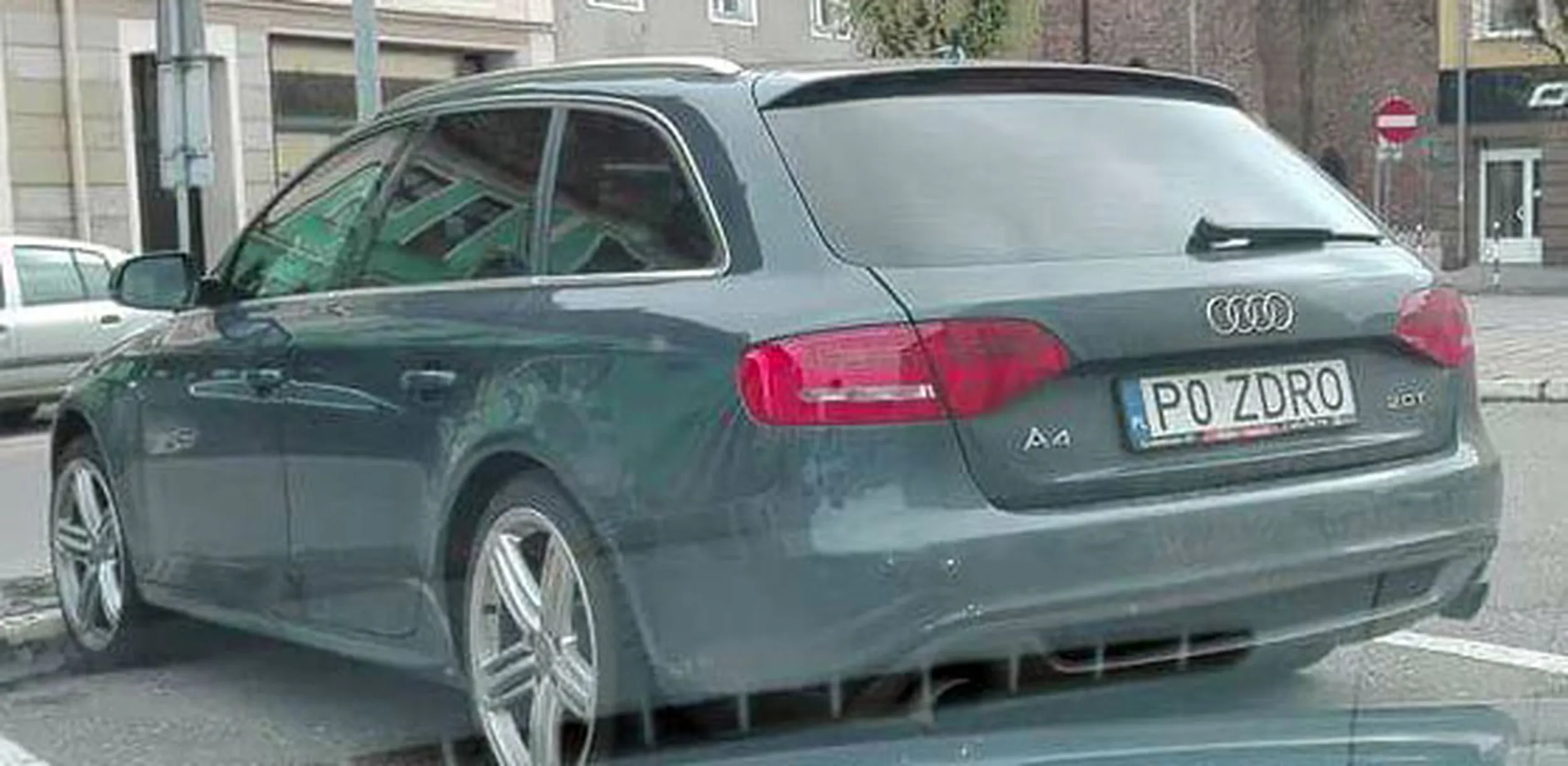 Fajny numer, blacha P0 ZDRO