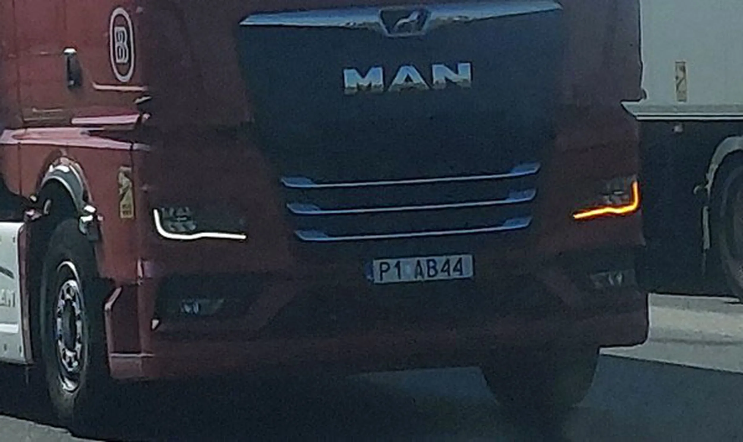 Fajny numer, blacha P1 AB44