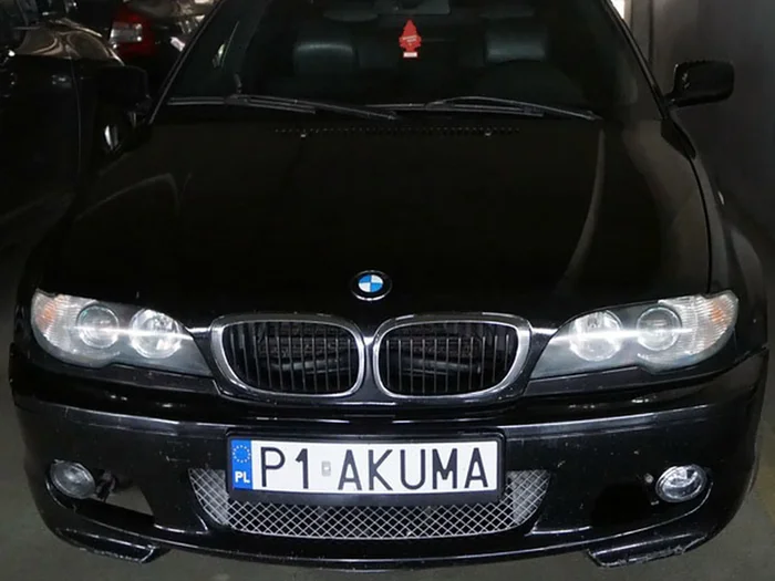 Fajny numer, blacha P1 AKUMA