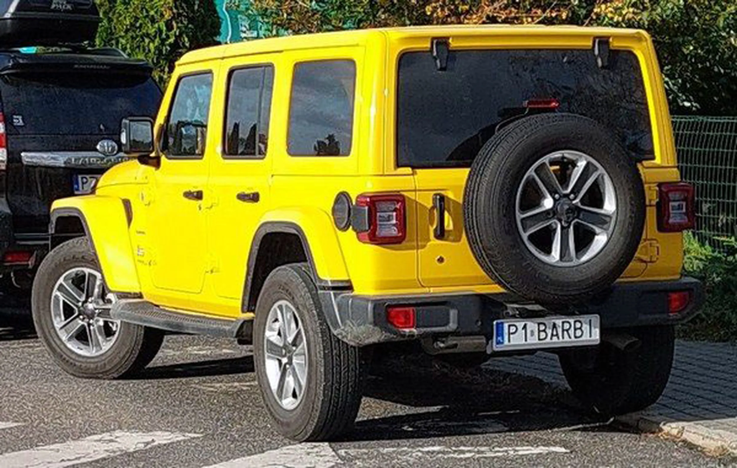 Fajny numer, blacha P1 BARBI