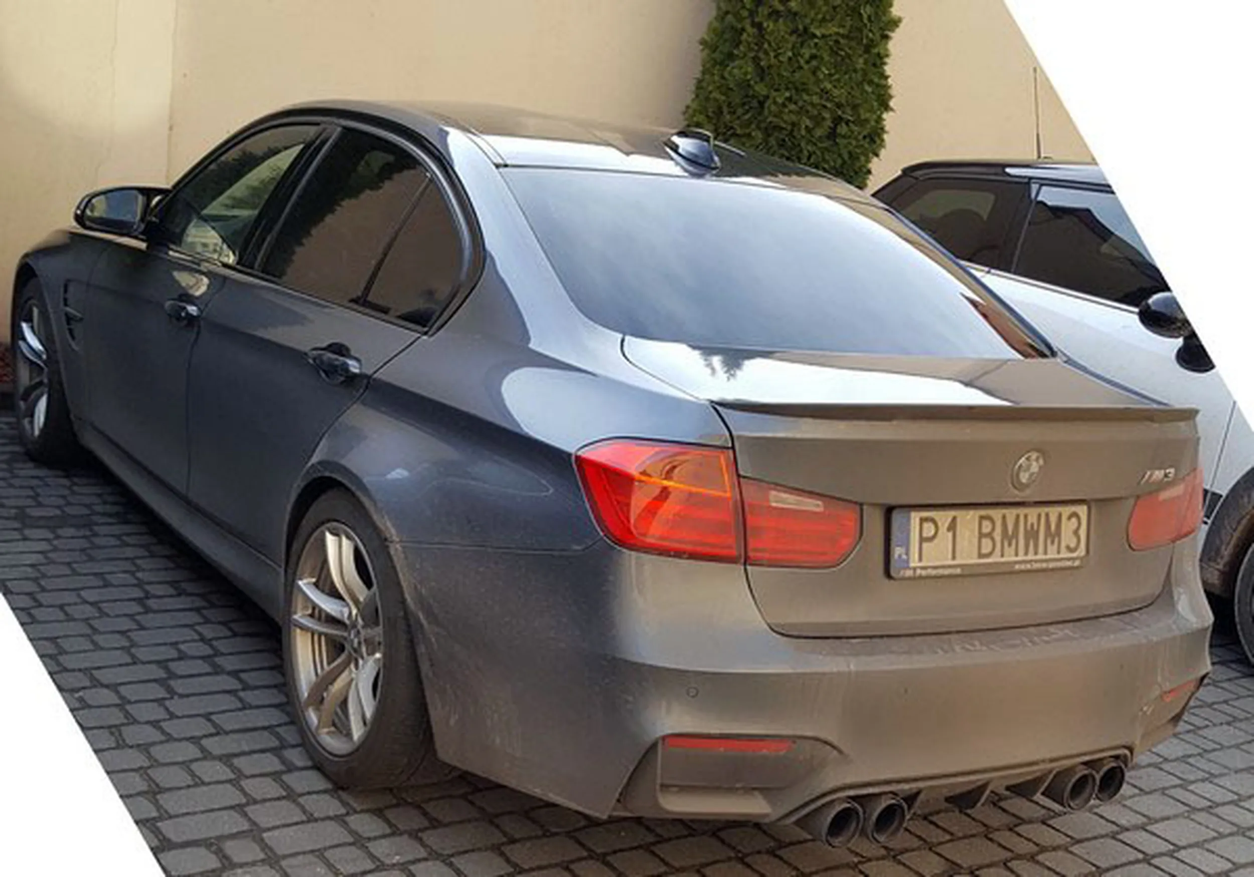 Fajny numer, blacha P1 BMWM3