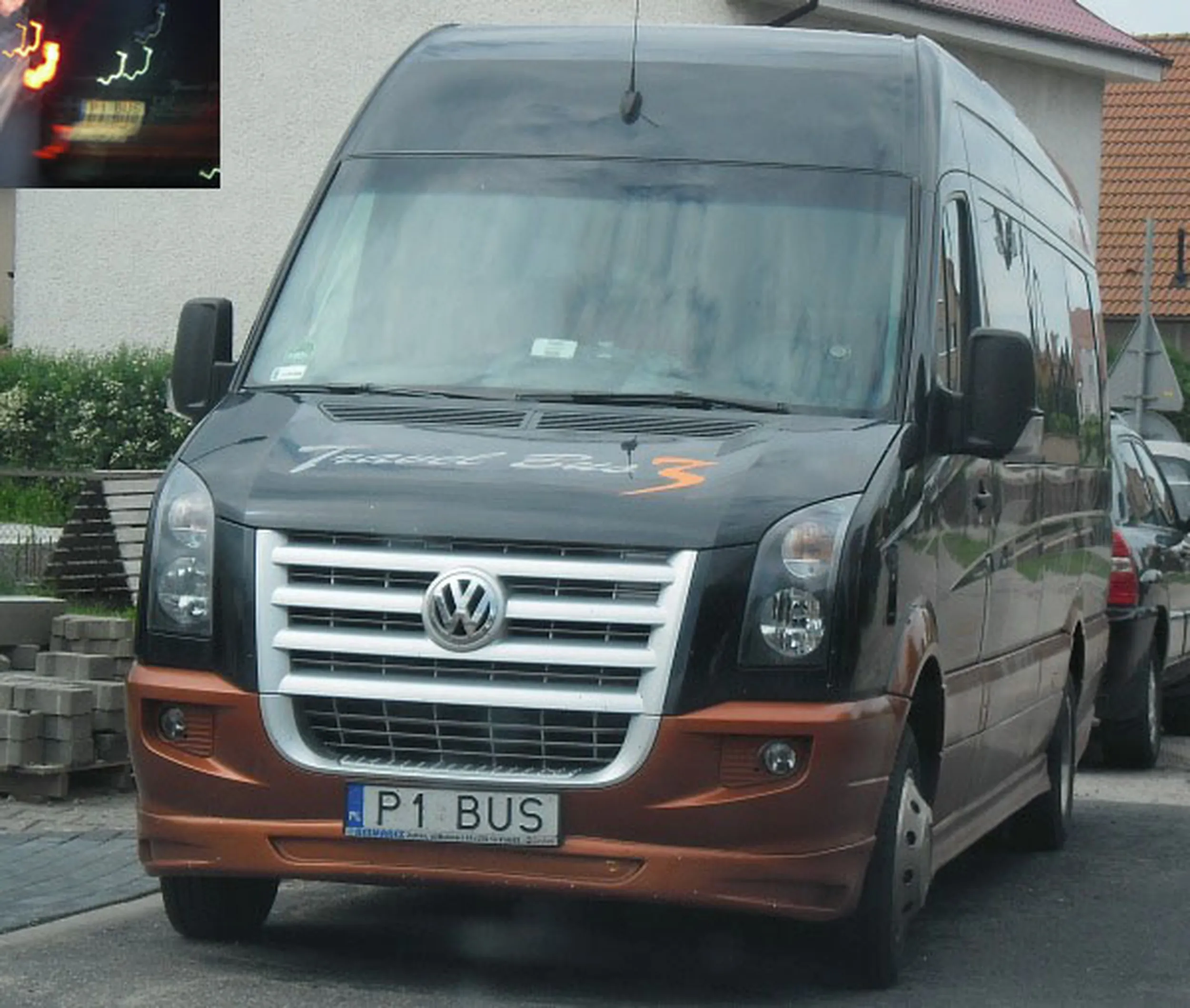 Fajny numer, blacha P1 BUS