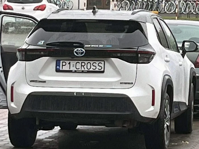 Fajny numer, blacha P1 CROSS