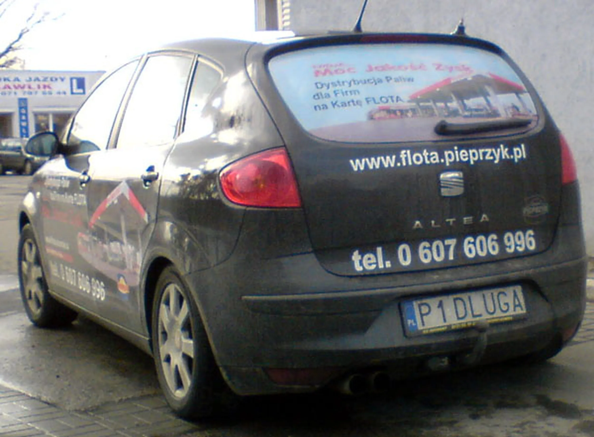 Fajny numer, blacha P1 DLUGA