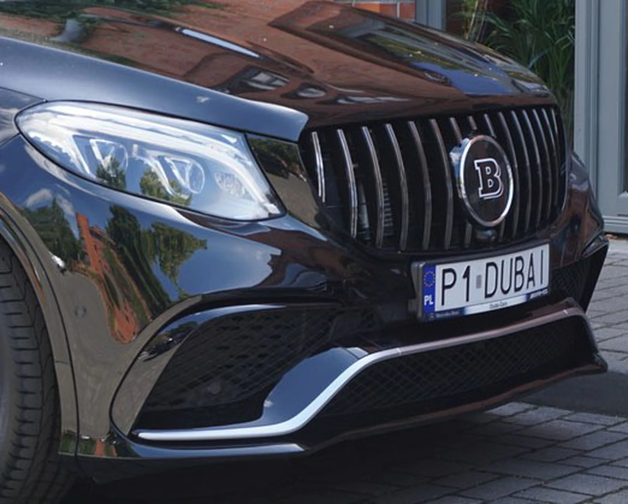 Fajny numer, blacha P1 DUBAI