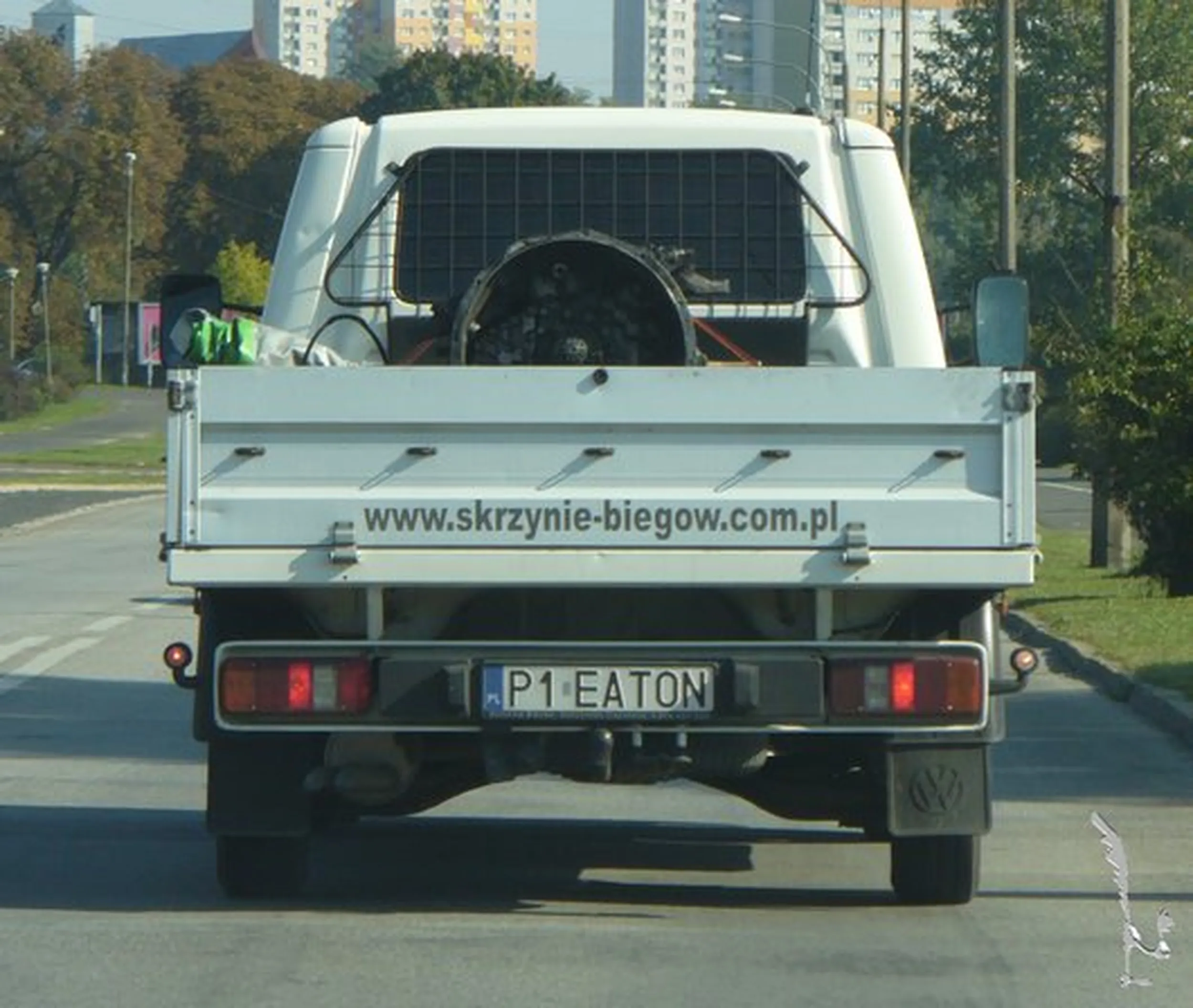 Fajny numer, blacha P1 EATON