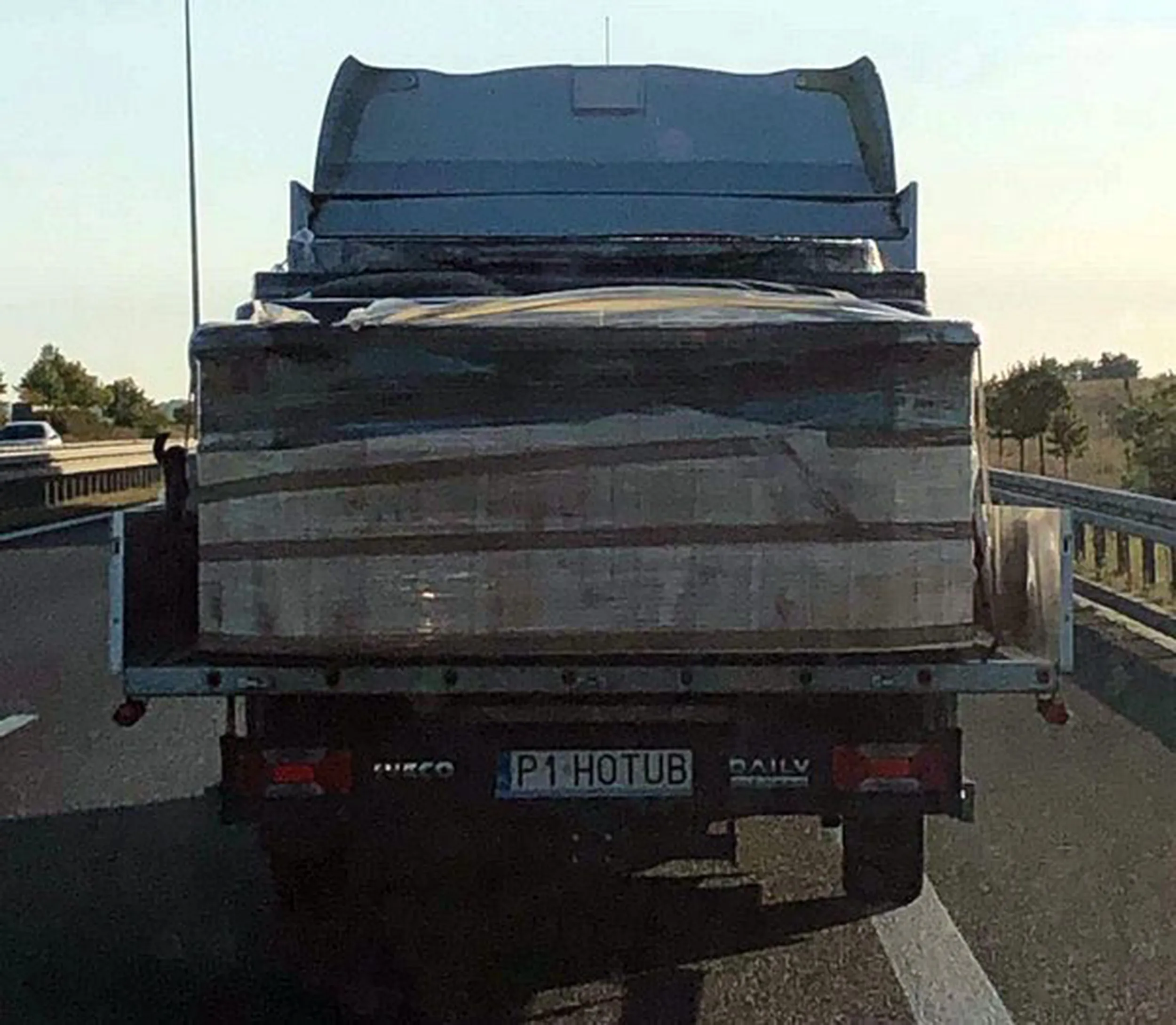 Fajny numer, blacha P1 HOTUB