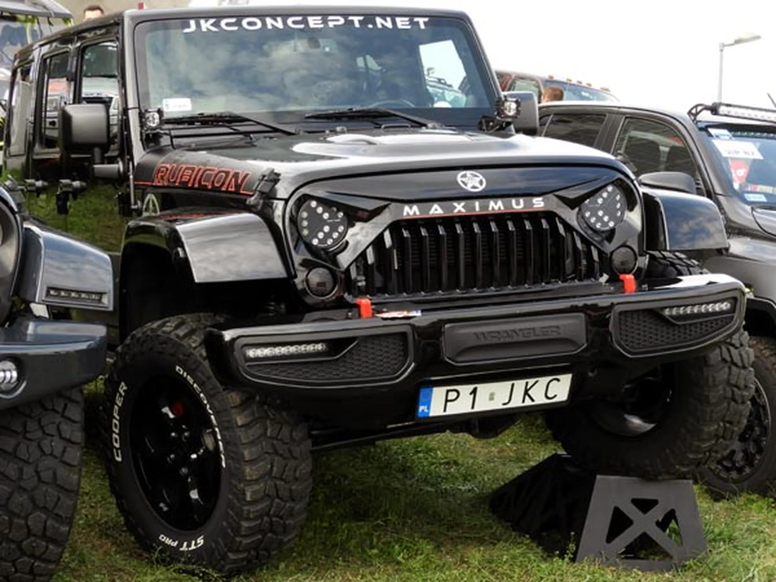 Fajny numer, blacha P1 JKC