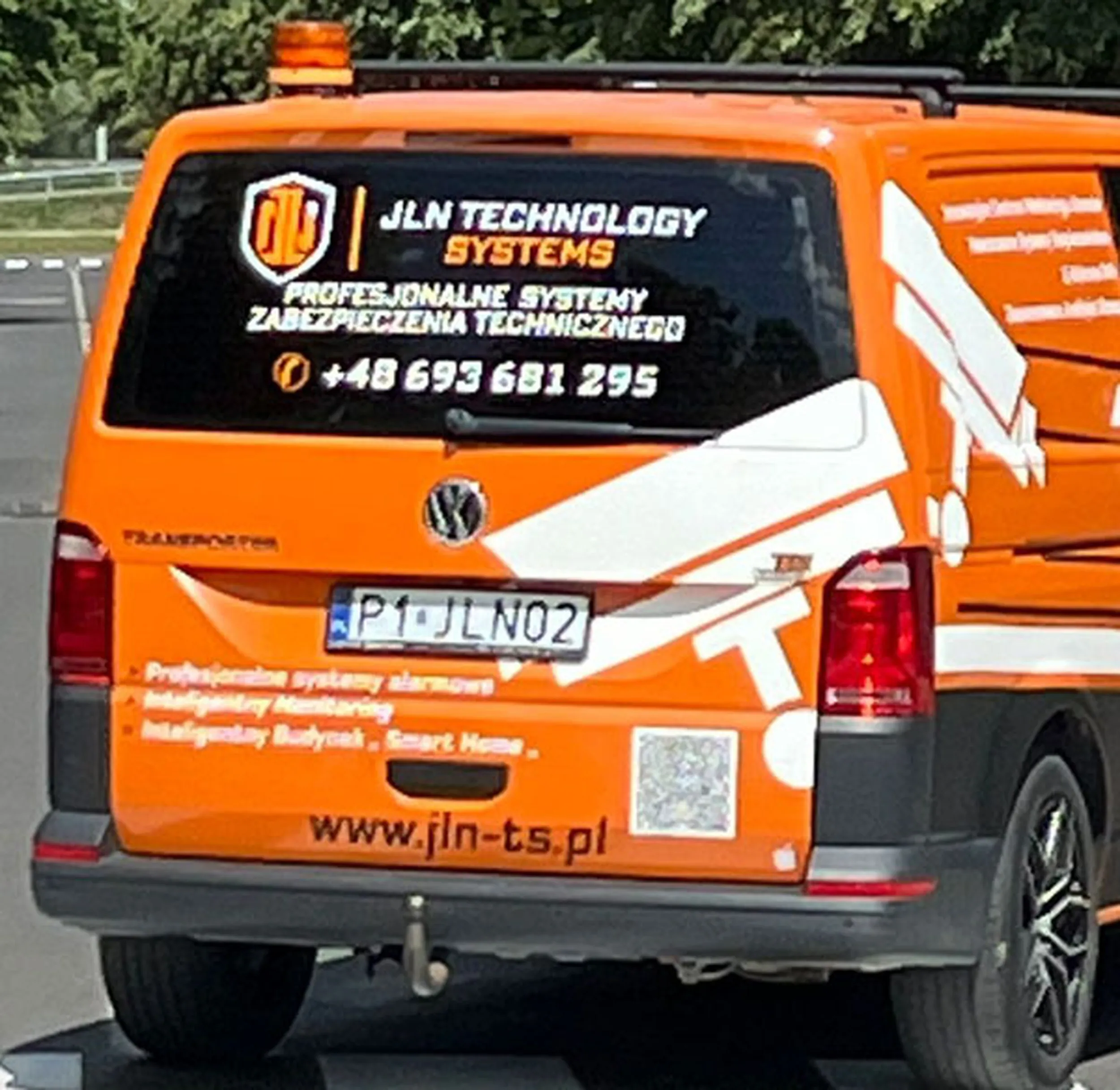 Fajny numer, blacha P1 JLN02