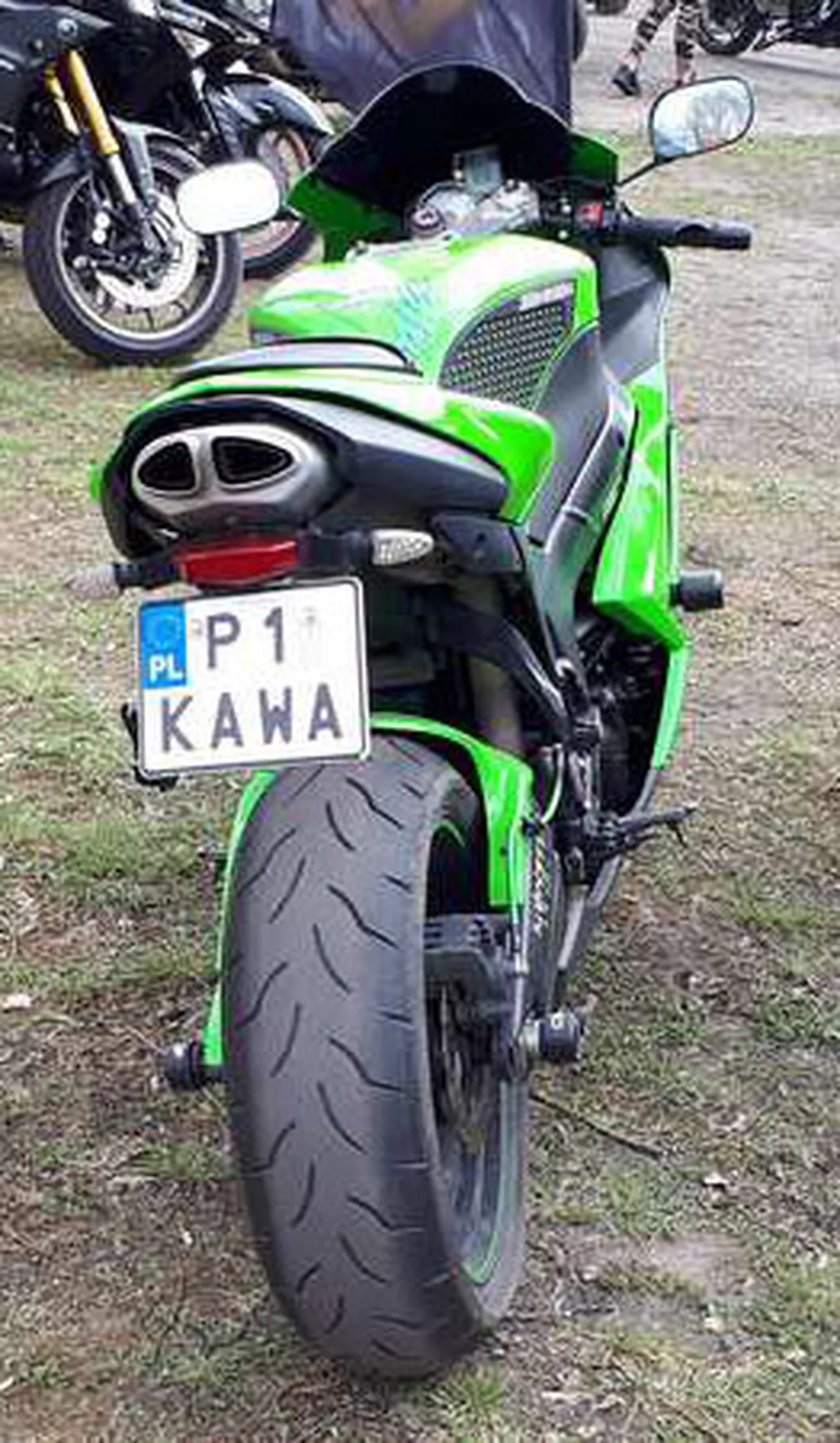 Fajny numer, blacha P1 KAWA