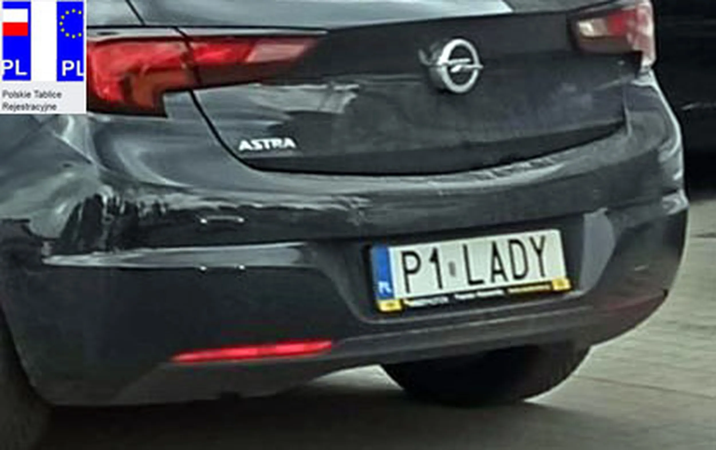 Fajny numer, blacha P1 LADY