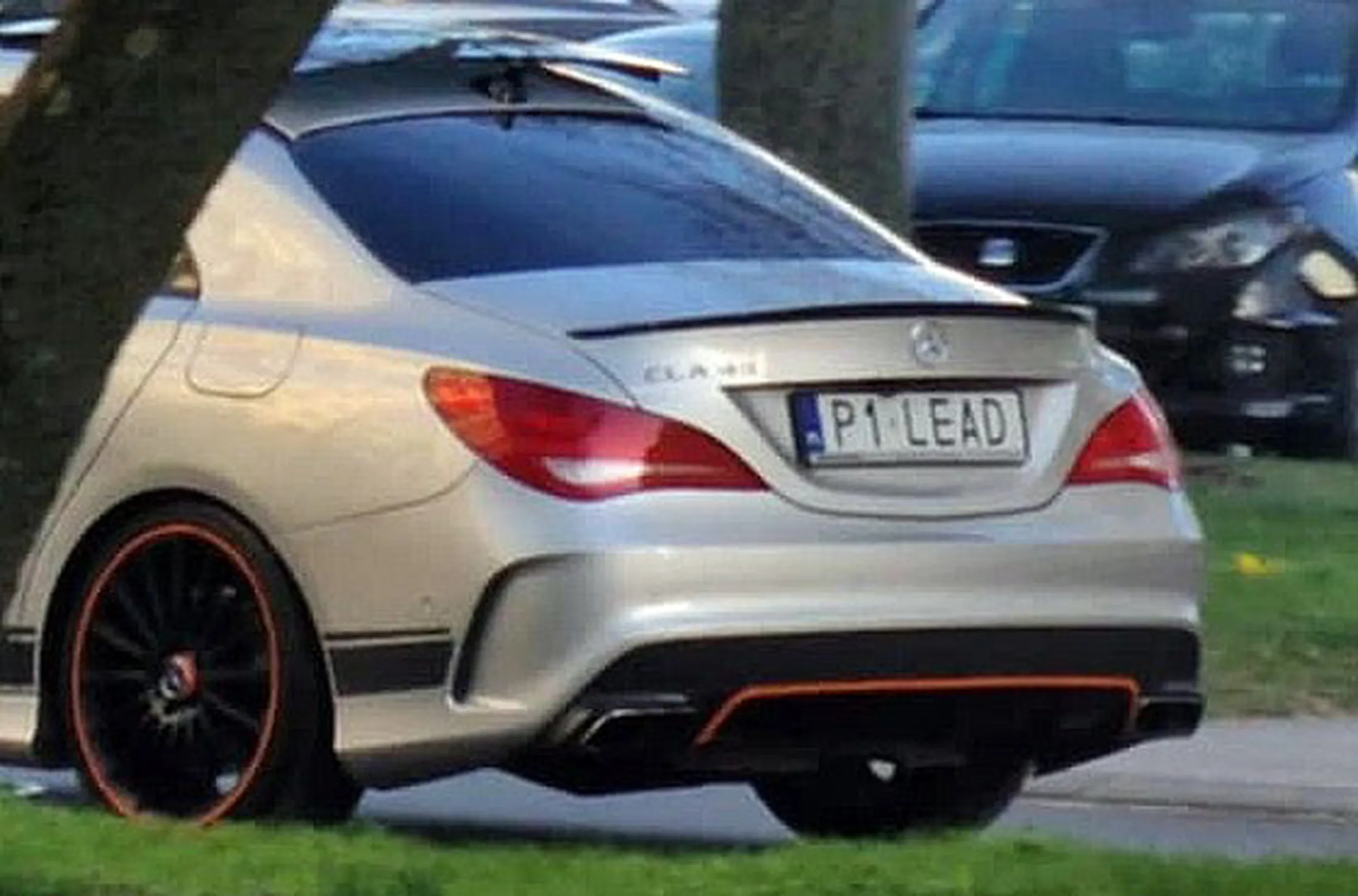 Fajny numer, blacha P1 LEAD