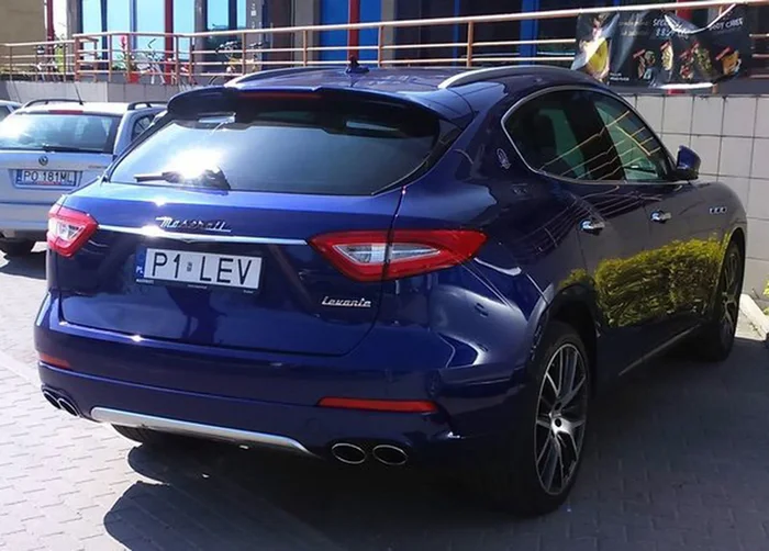 Fajny numer, blacha P1 LEV