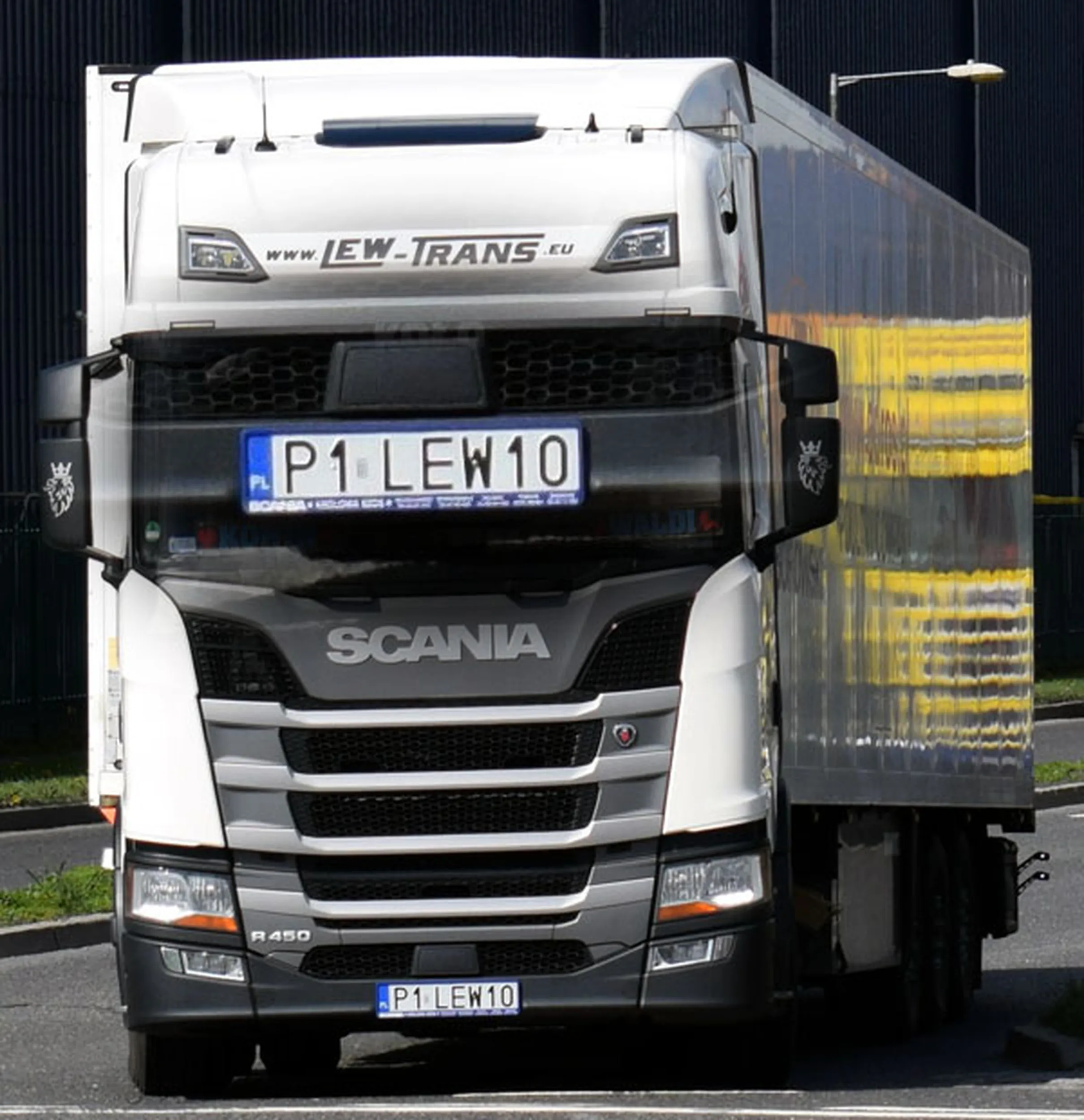 Fajny numer, blacha P1 LEW10